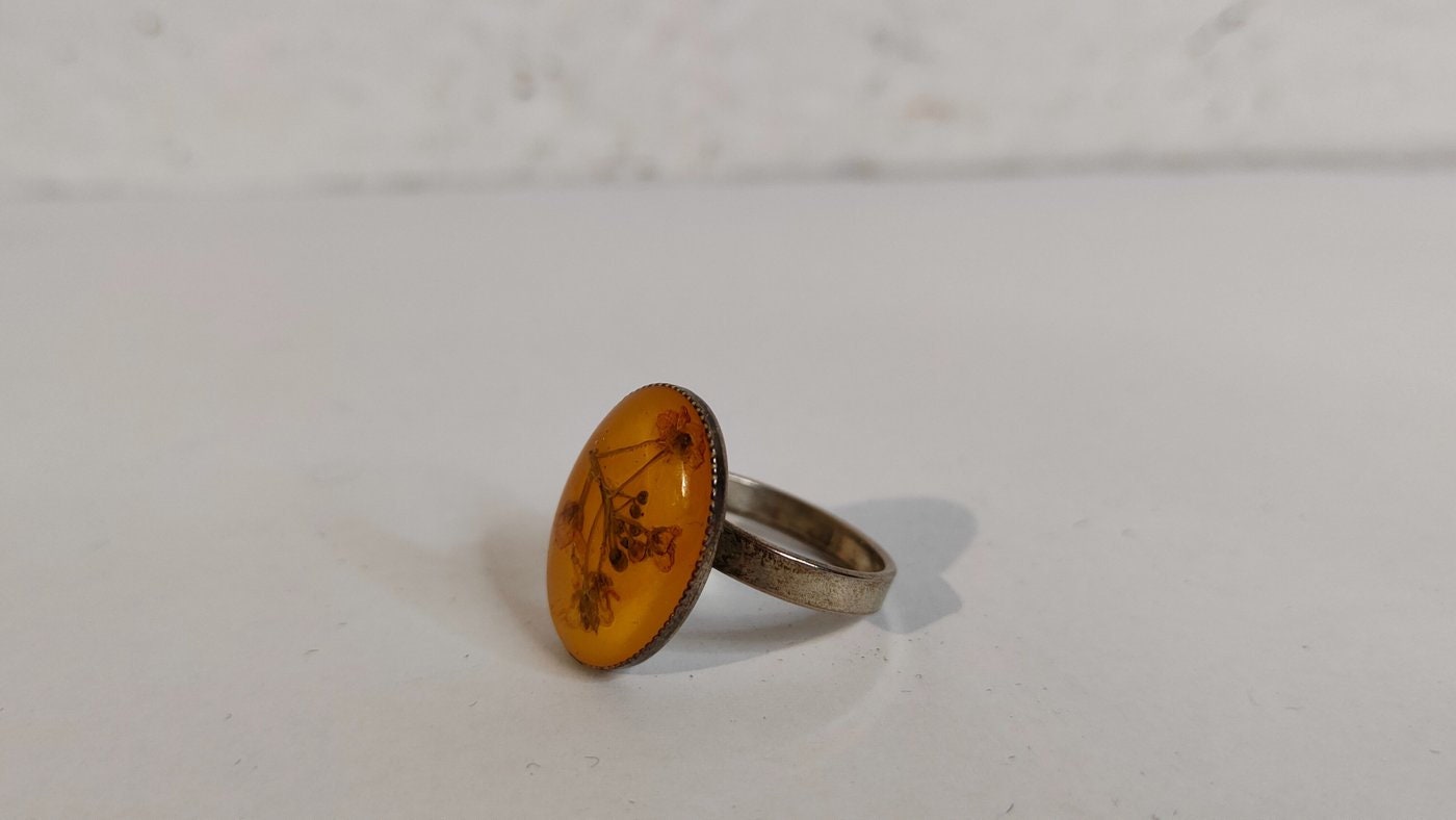 Bellissimo Anello Placcato Argento - Taglia 18
