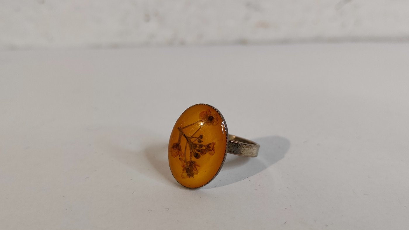 Bellissimo Anello Placcato Argento - Taglia 18