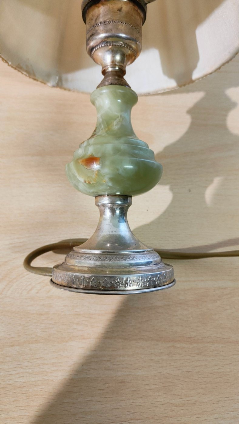Lampada con Base in Argento 800 e Marmo Onice Verde - Eleganza e Raffinatezza Illuminano la Tua Casa