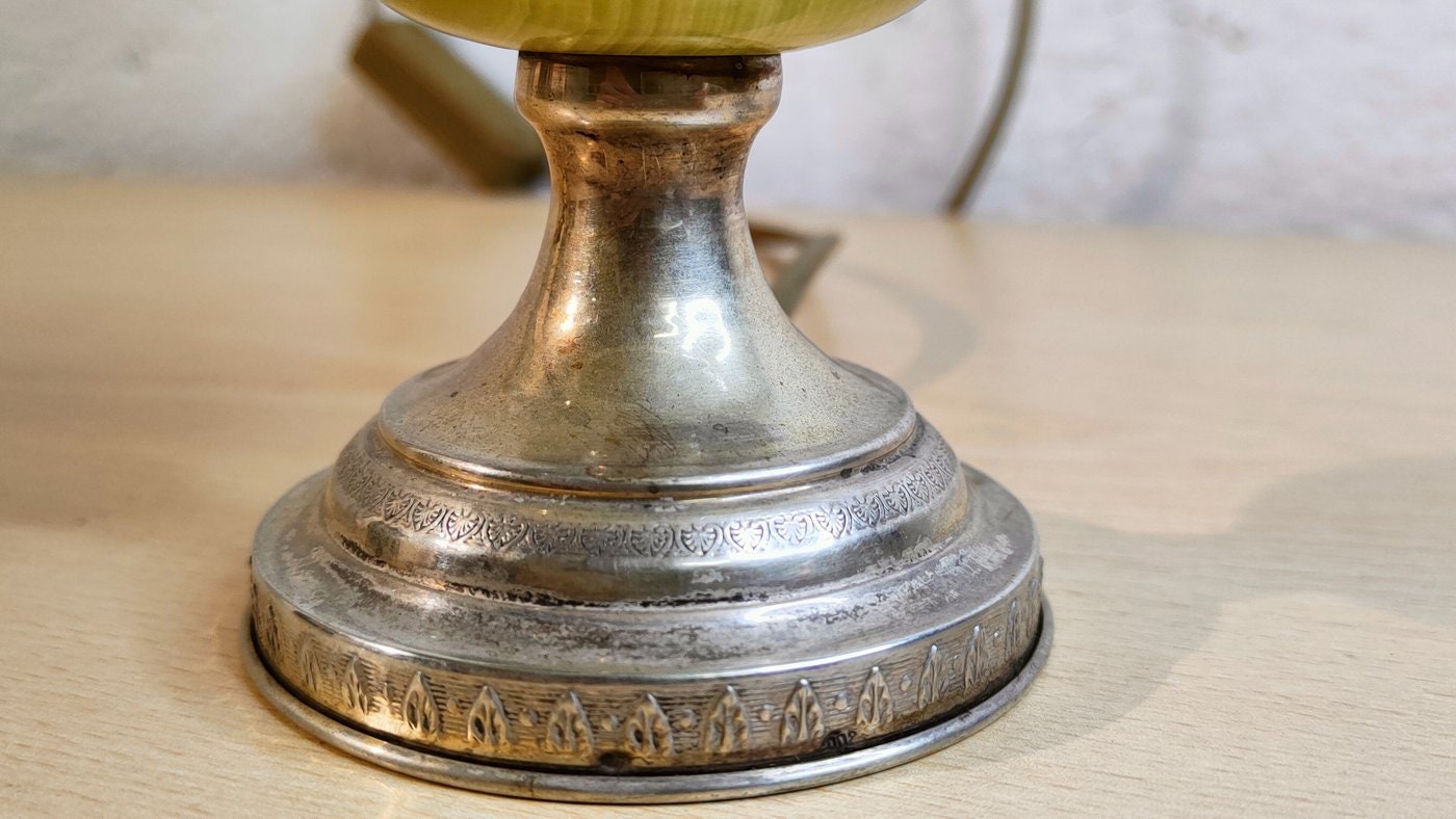 Lampada con Base in Argento 800 e Marmo Onice Verde - Eleganza e Raffinatezza Illuminano la Tua Casa