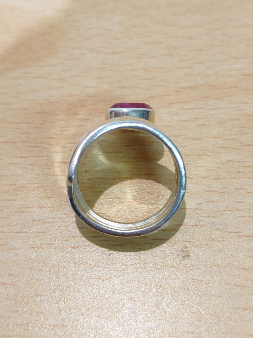 Anello in Argento 925 con Pietra Sintetica Rossa - Taglia Regolabile
