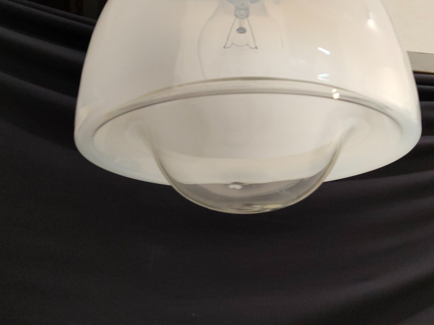 Lampada Vintage con Vetro Speciale e Rifiniture in Nero