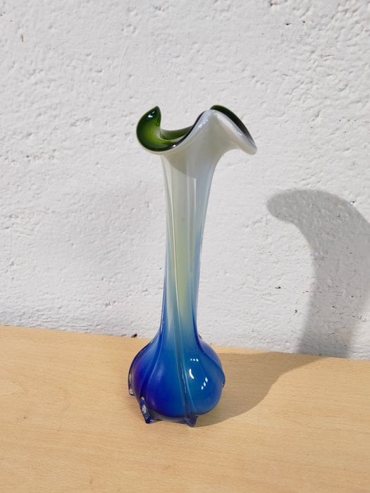 Vaso per Fiori in Vetro - Tre Colorazioni Disponibili: Verde, Blu e Bianco