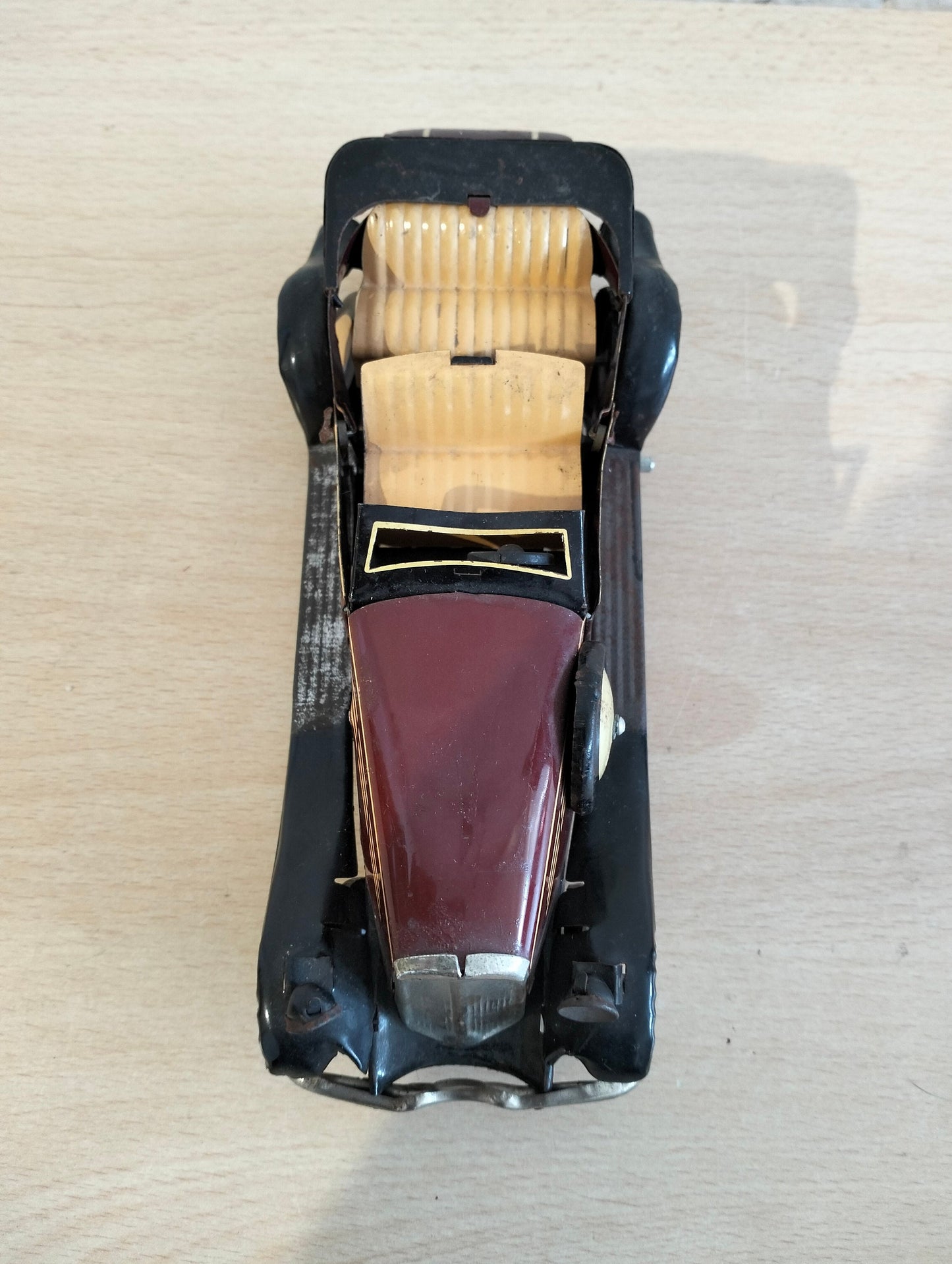 Modellino Auto in Latta Vintage Senza Chiave di Carica - Pezzo da Collezione