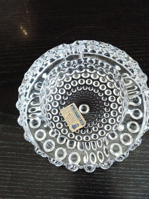 posacenere con boccioli di cristallo Op Art