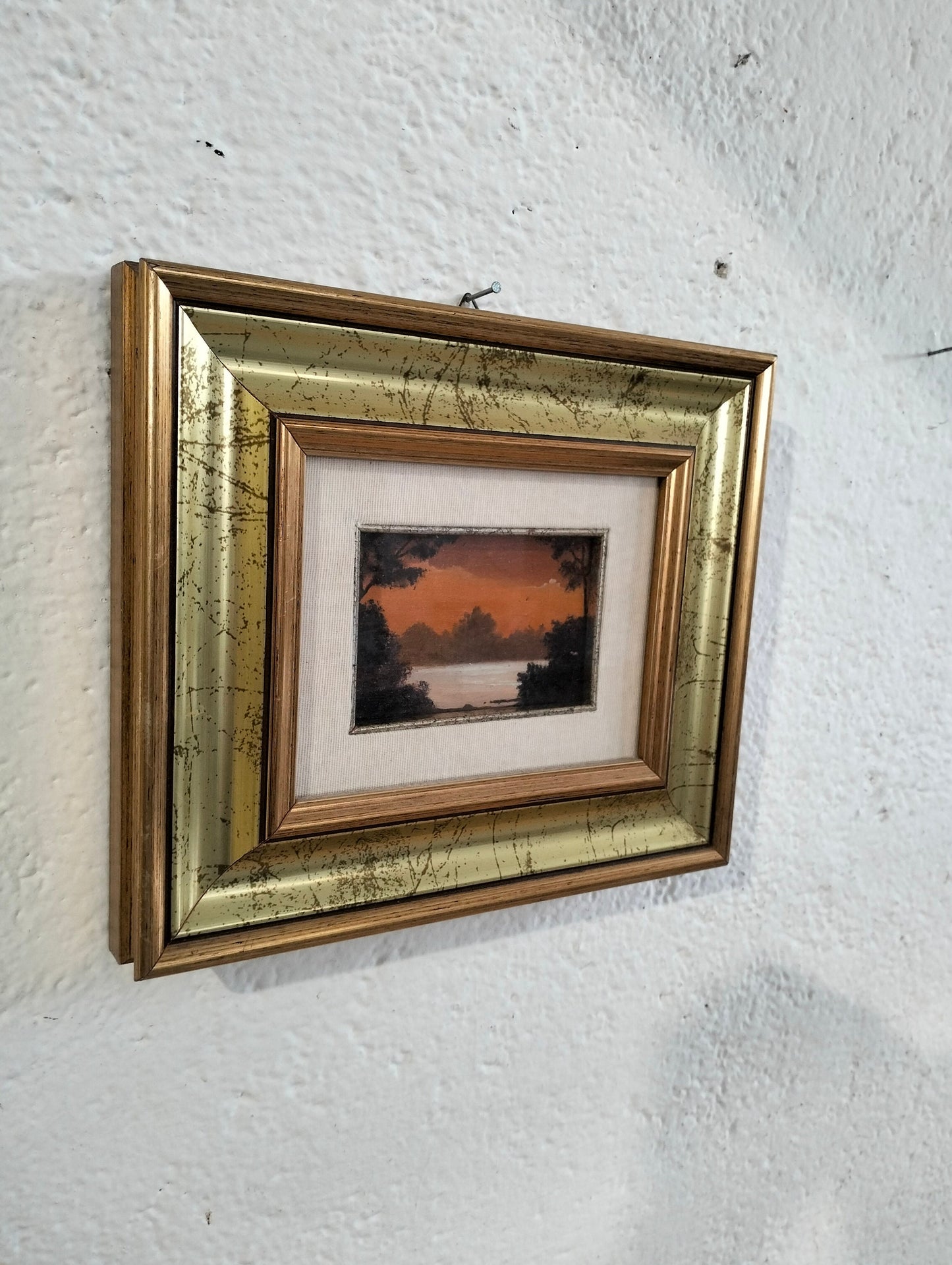 Quadro dipinto a mano con cornice dorata