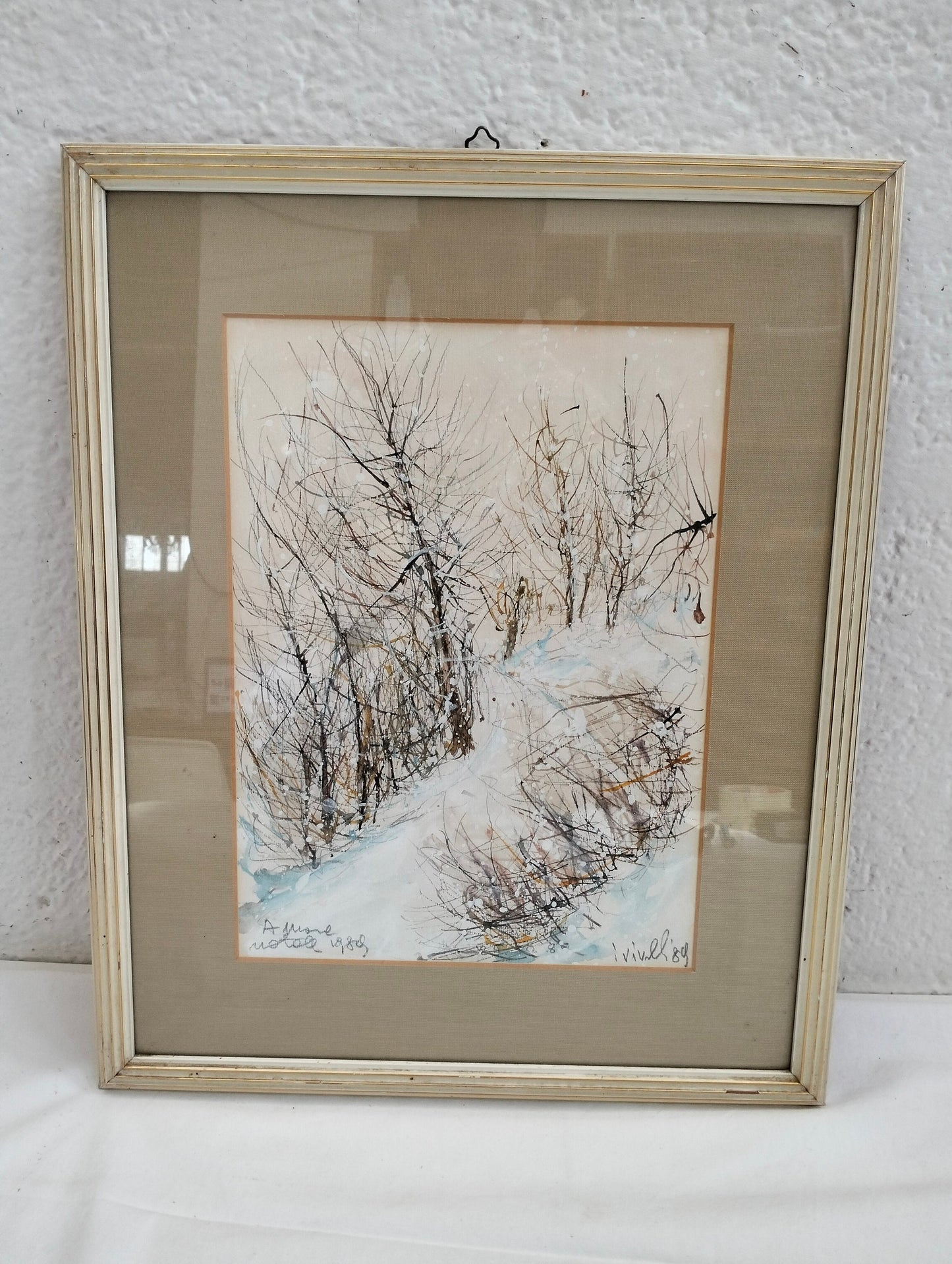 Quadro acquerello sentiero nevoso