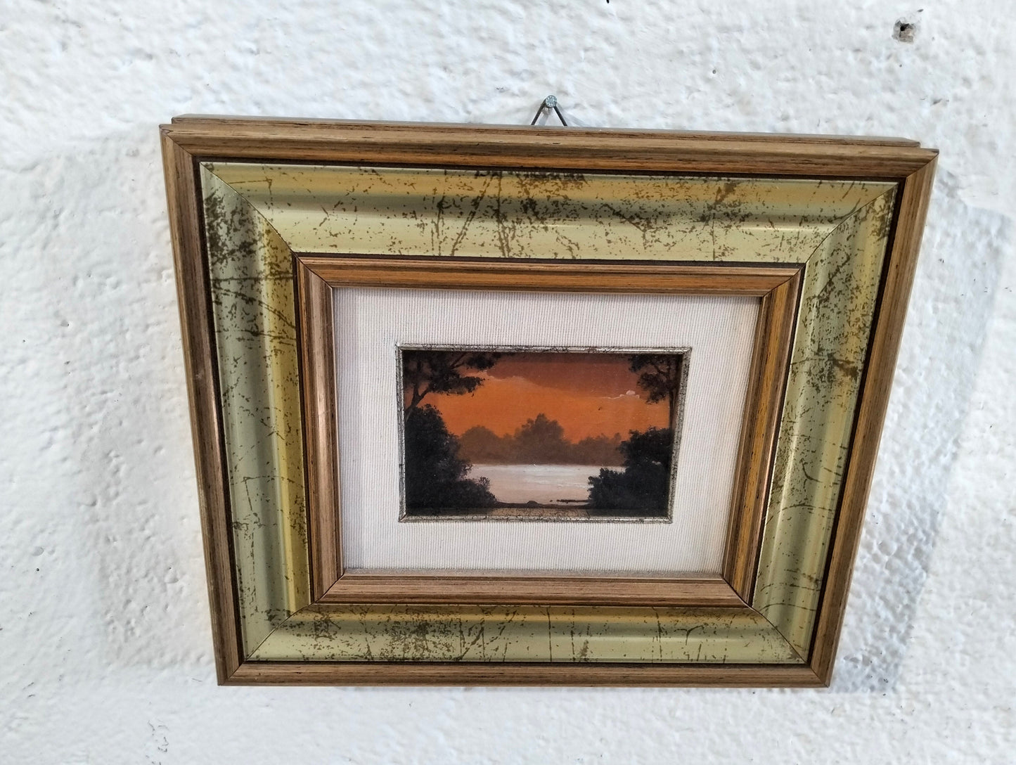 Quadro dipinto a mano con cornice dorata