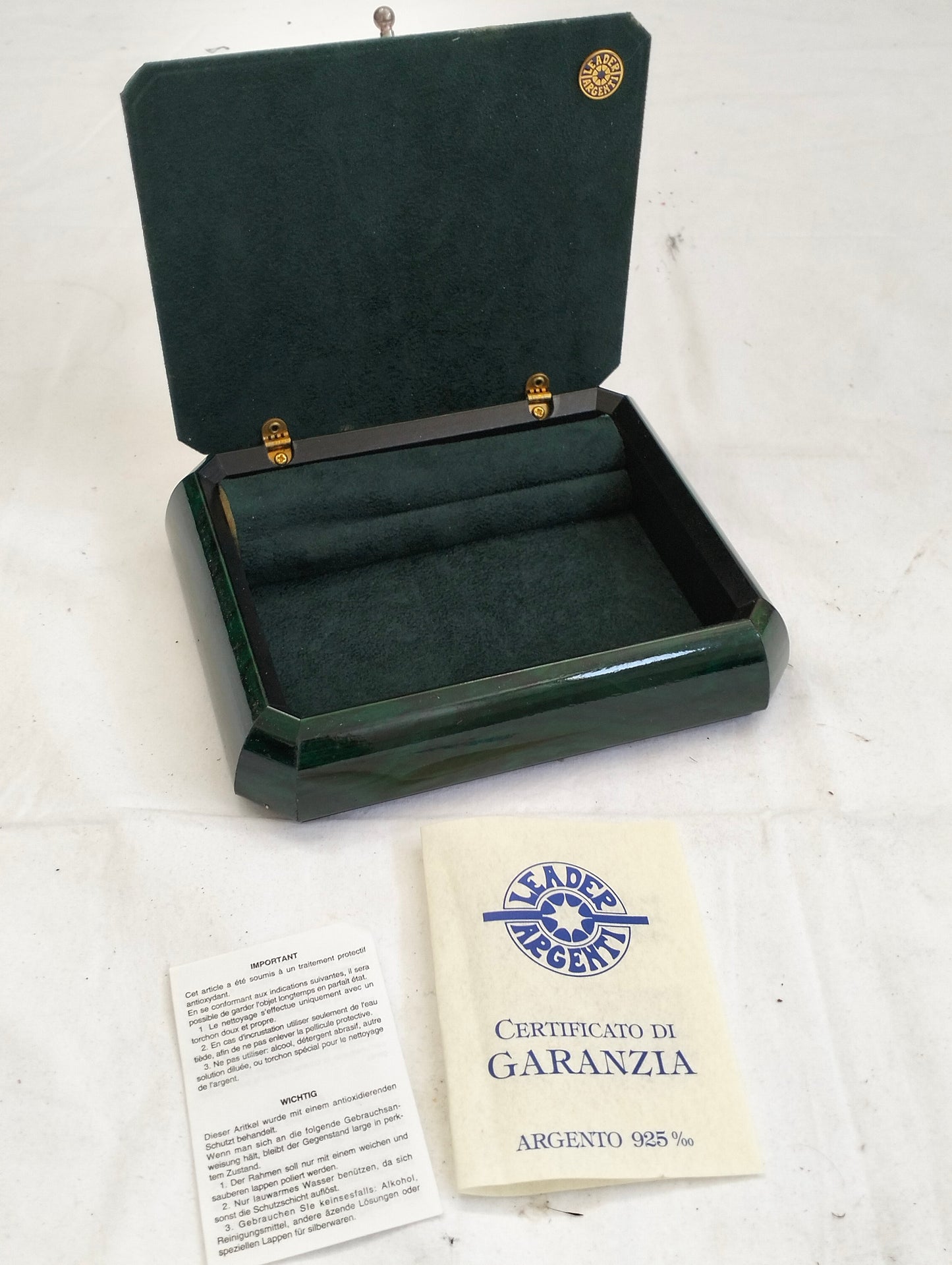 vintage jewelry box