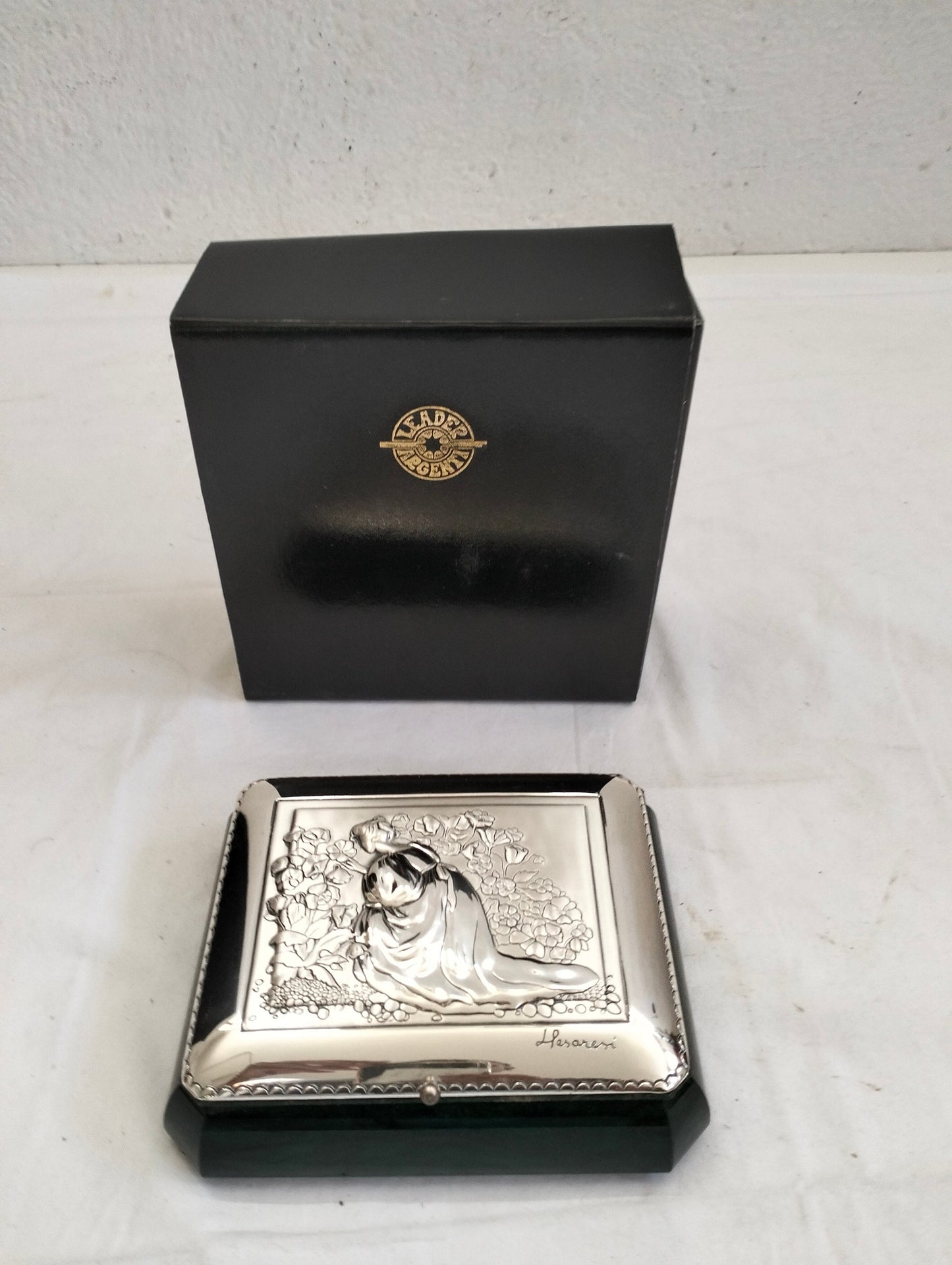 vintage jewelry box