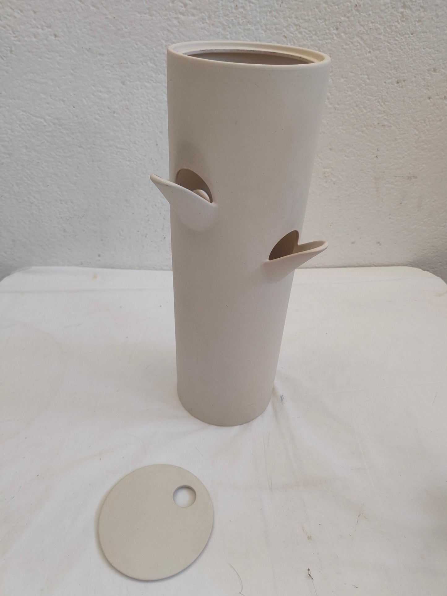 Fioriera Vintage IKEA PS Stock Olga Popyrina - Ceramica Bianca Bisque - Elegante Vaso da Tavolo