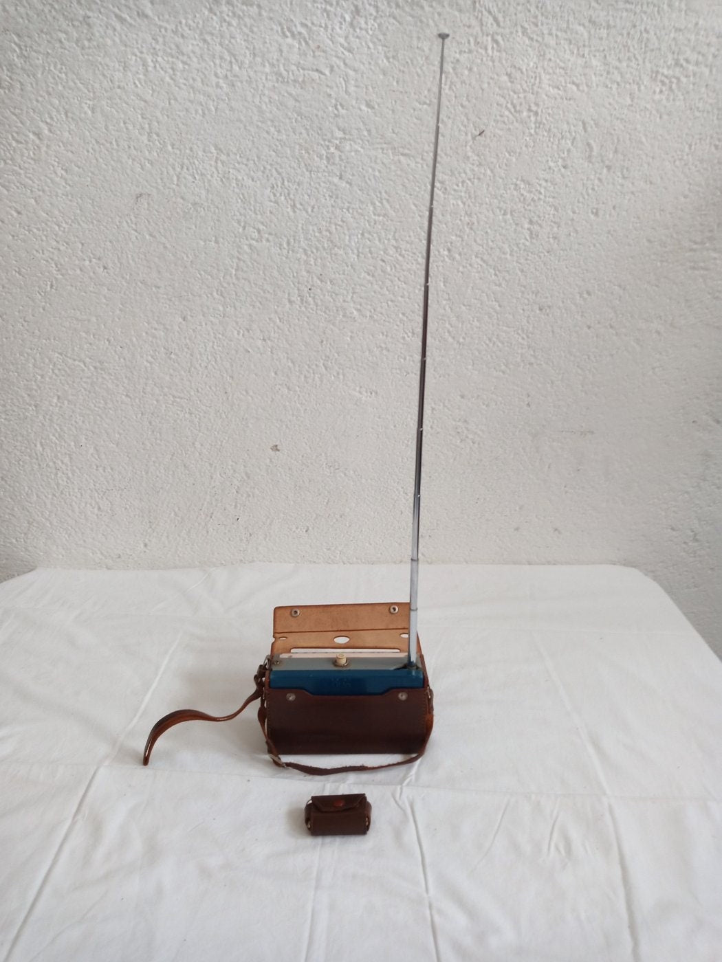 Elman Transistor Model Radio - Collectible Item