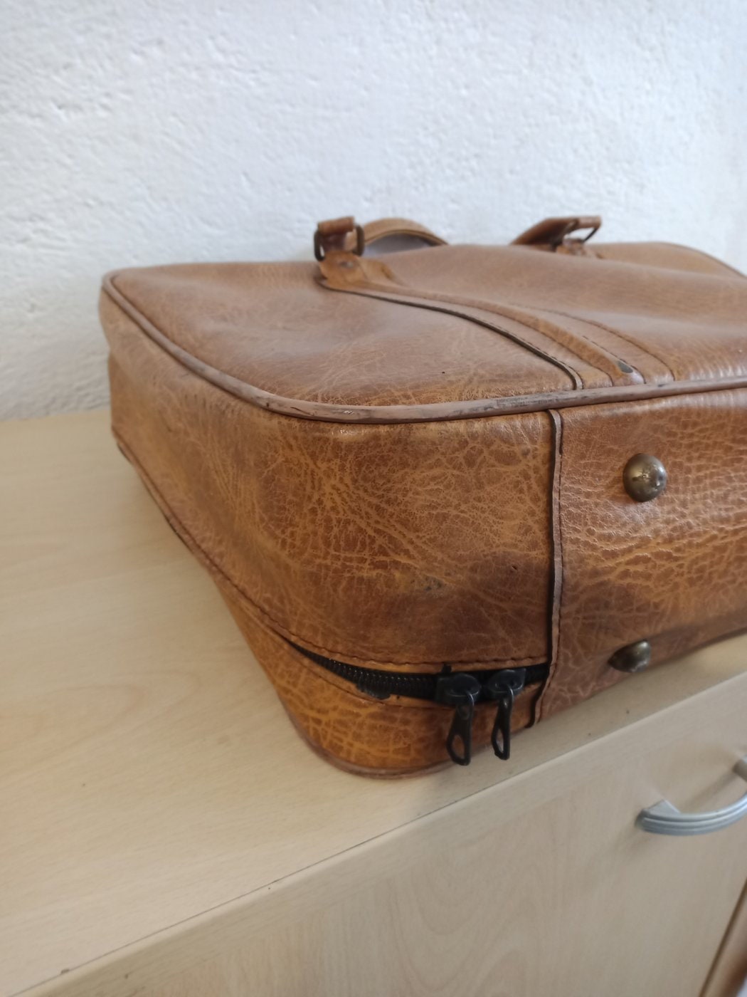 Valigia Vintage in Pelle degli Anni '70 - Autentico Stile Retro
