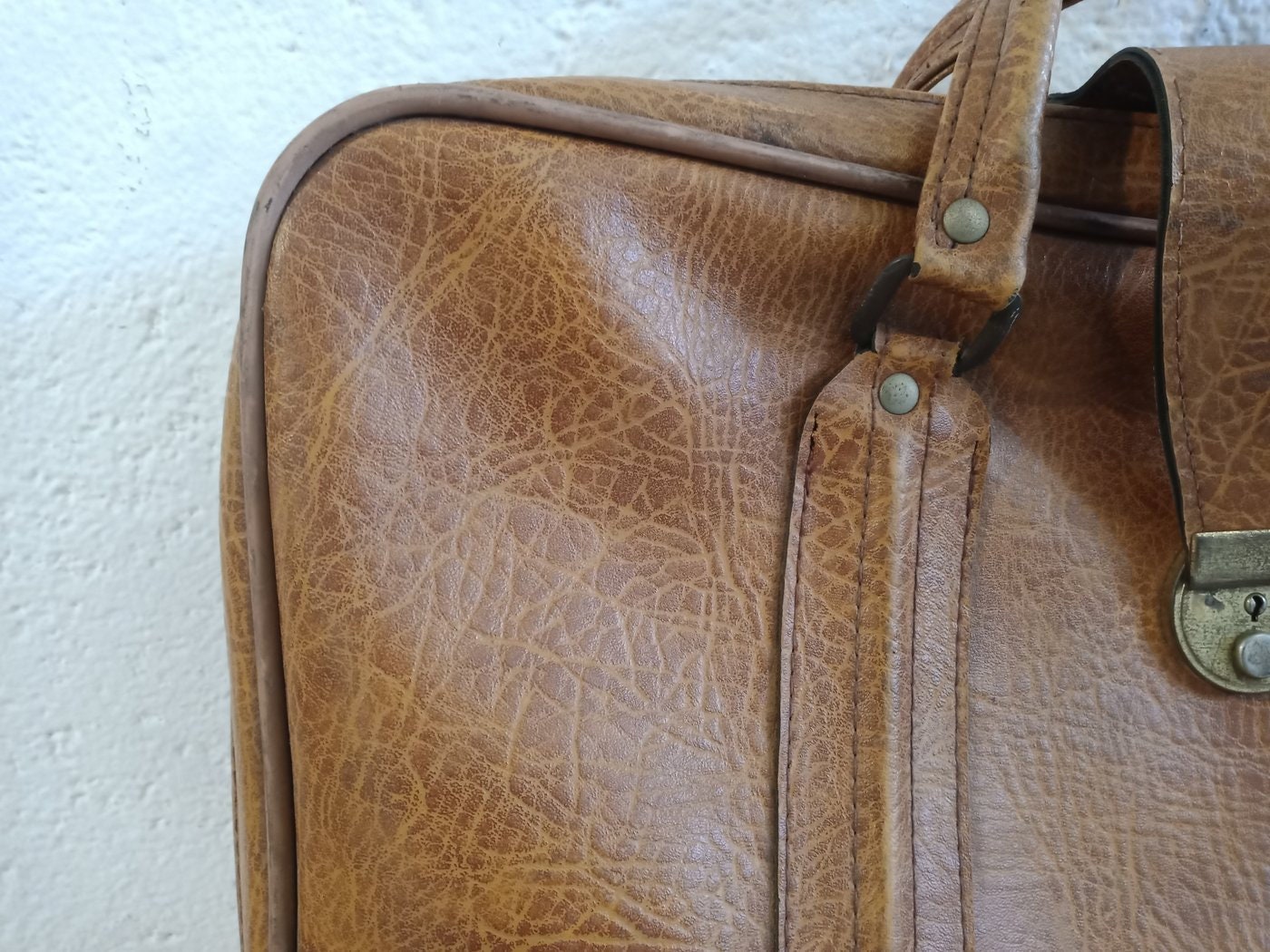 Valigia Vintage in Pelle degli Anni '70 - Autentico Stile Retro