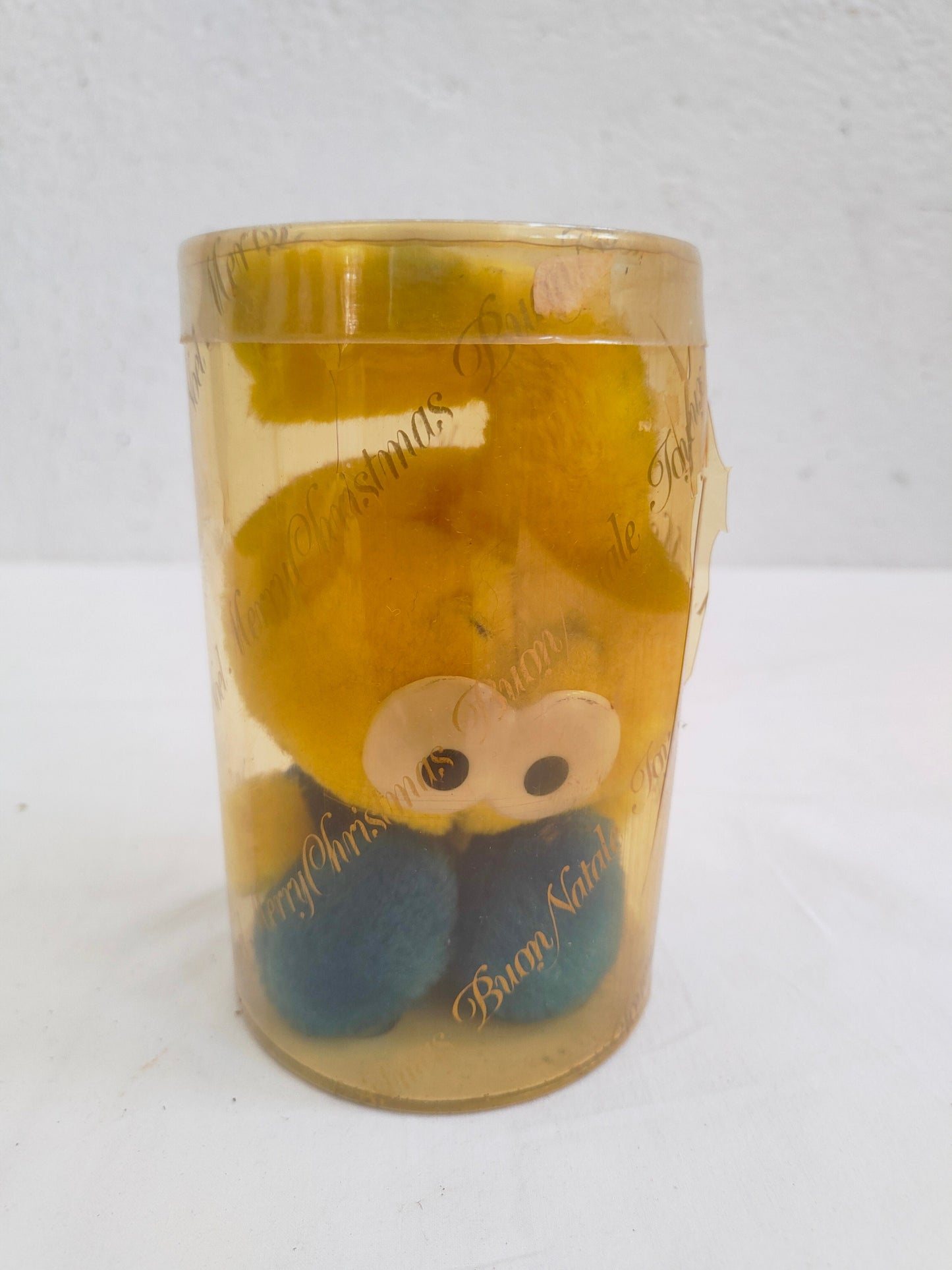 Peluche Vintage giallo - Un Pezzo di Storia da Esplorare