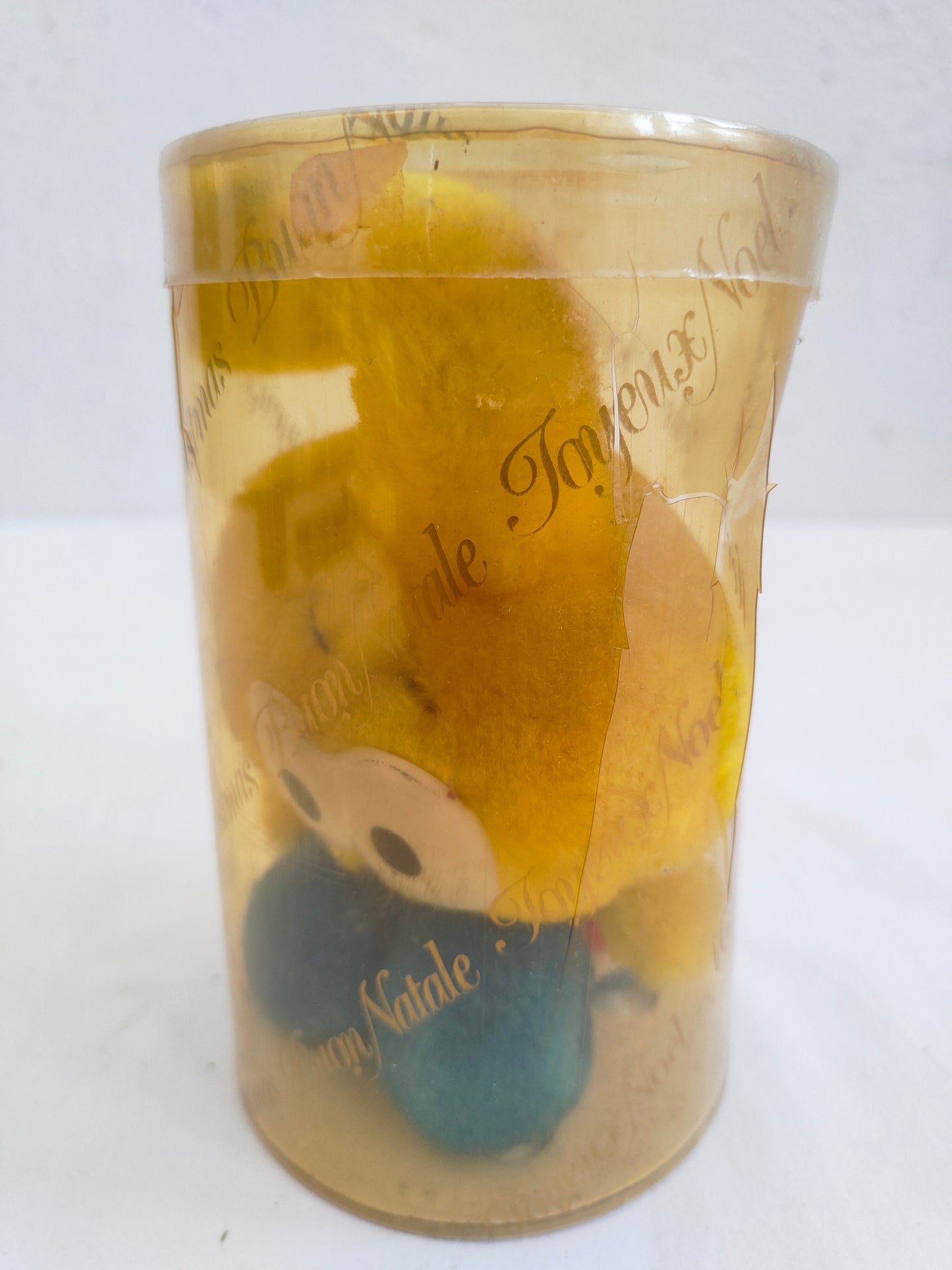 Peluche Vintage giallo - Un Pezzo di Storia da Esplorare