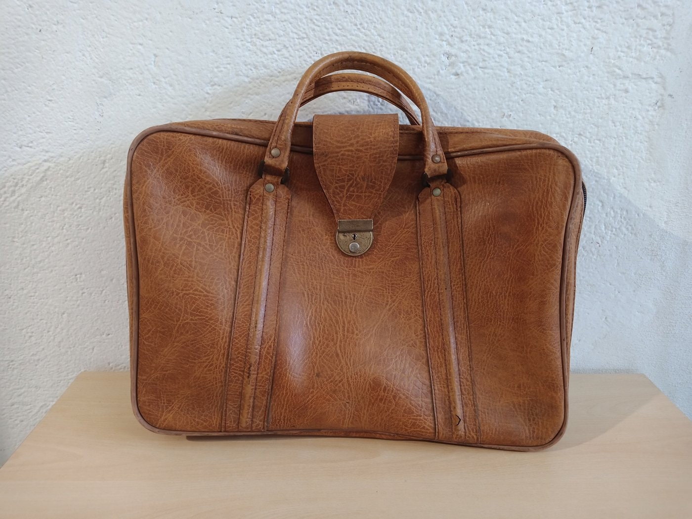 Valigia Vintage in Pelle degli Anni '70 - Autentico Stile Retro