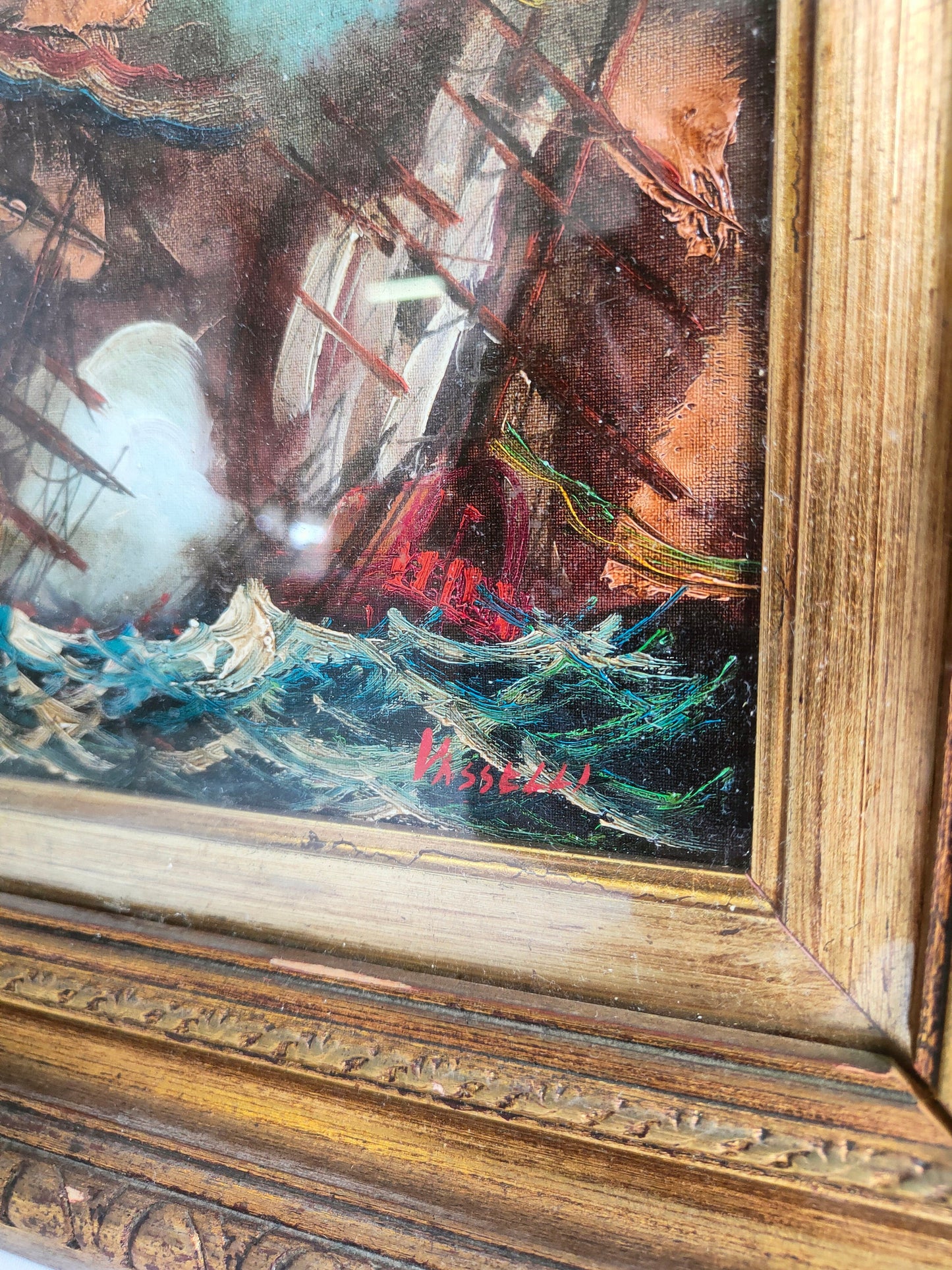 Quadro a dipinto con cornice dorata navi in mare