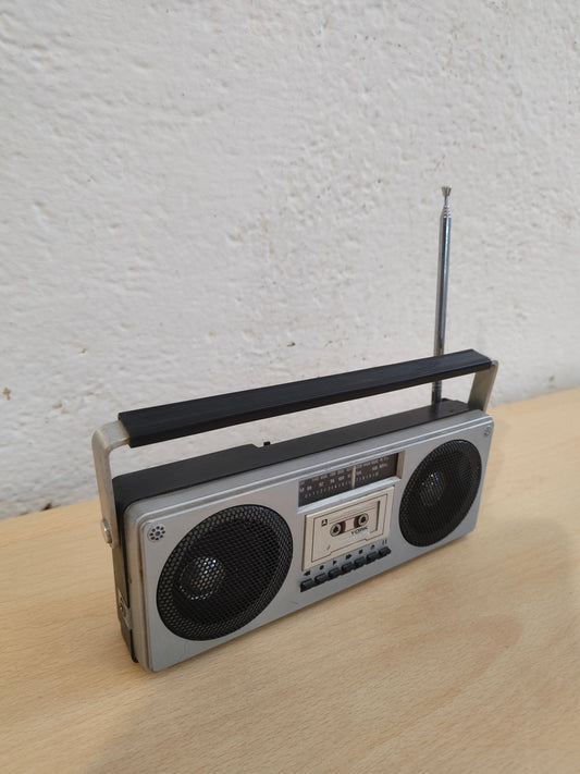 Radio Vintage York FM e AM - Design registrato britannico - Stile retrò