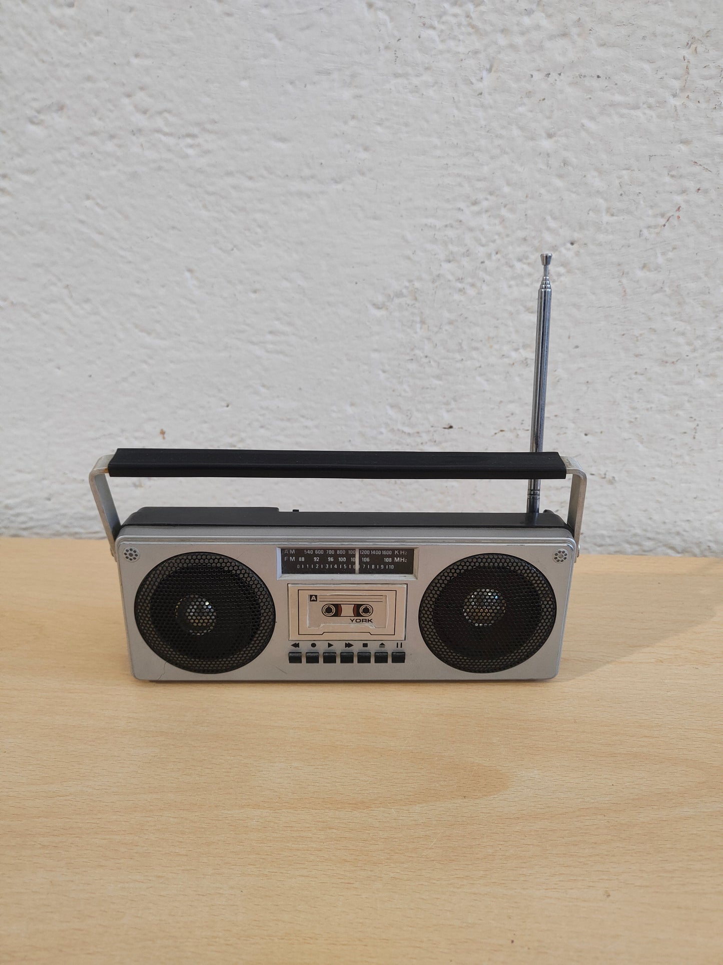 Vintage York FM and AM Radio - British Registered Design - Retro Style