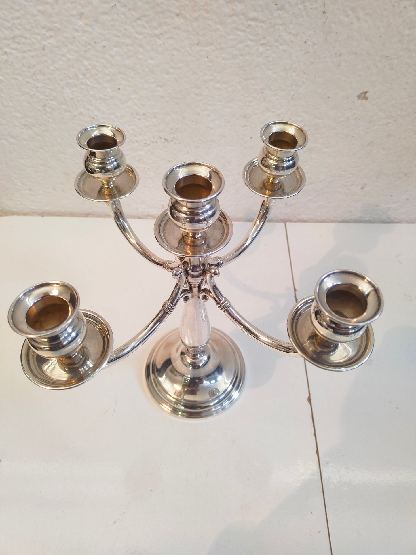 Porta Candele in Argento 800: Eleganza Scintillante