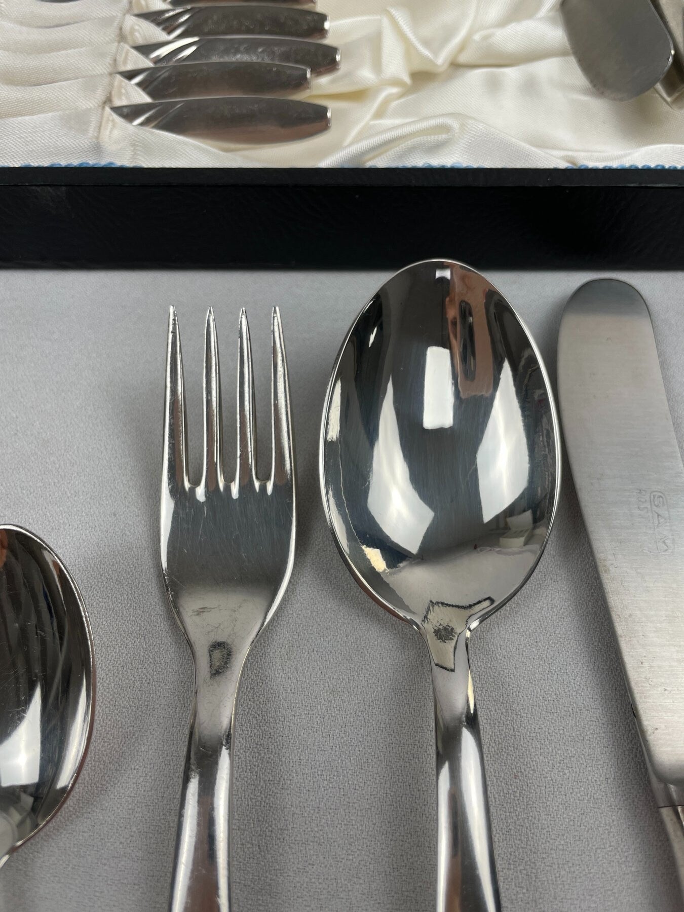 Set Posate Art Déco Placcate Argento 'SAM 60': Raffinatezza per 6 Persone