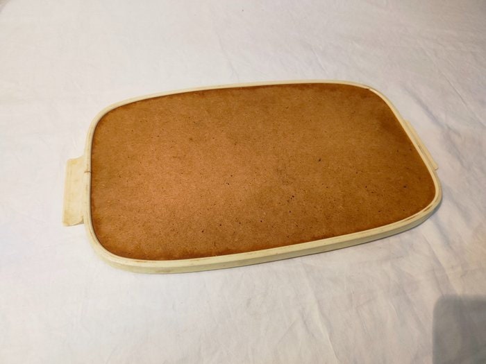 Vassoio Vintage Anni '60 in Plastica Crema - Originale Italiano - 48x26 cm