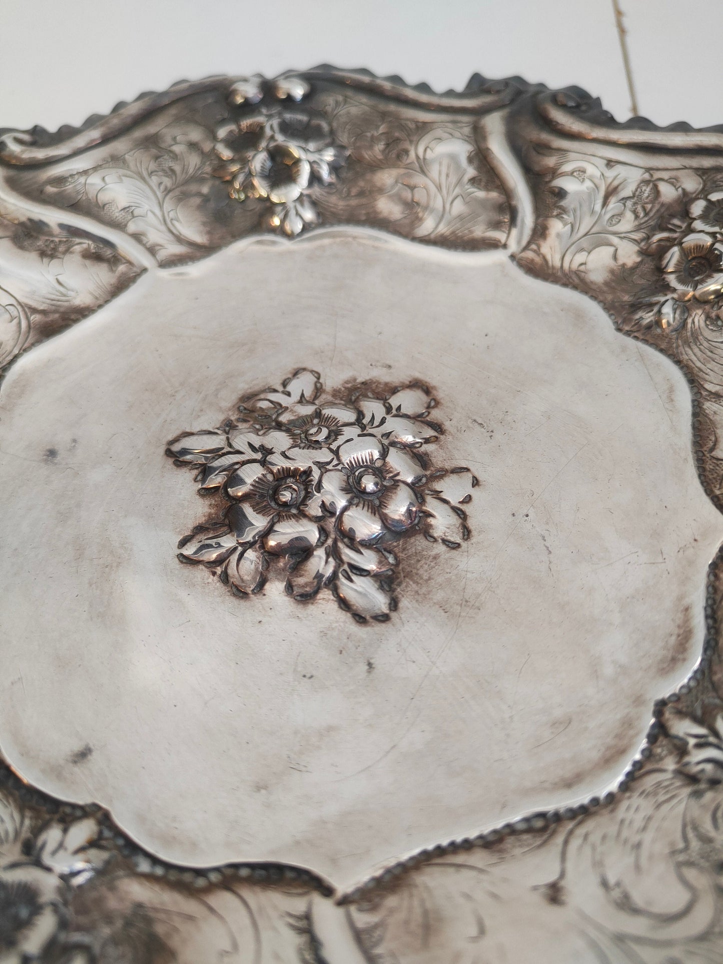 Centro Tavola in Argento Placcato Vintage con Incisioni Floreali
