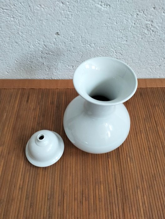 Base per Lampada in Ceramica Bianca - Stile Moderno, Classico e Vintage