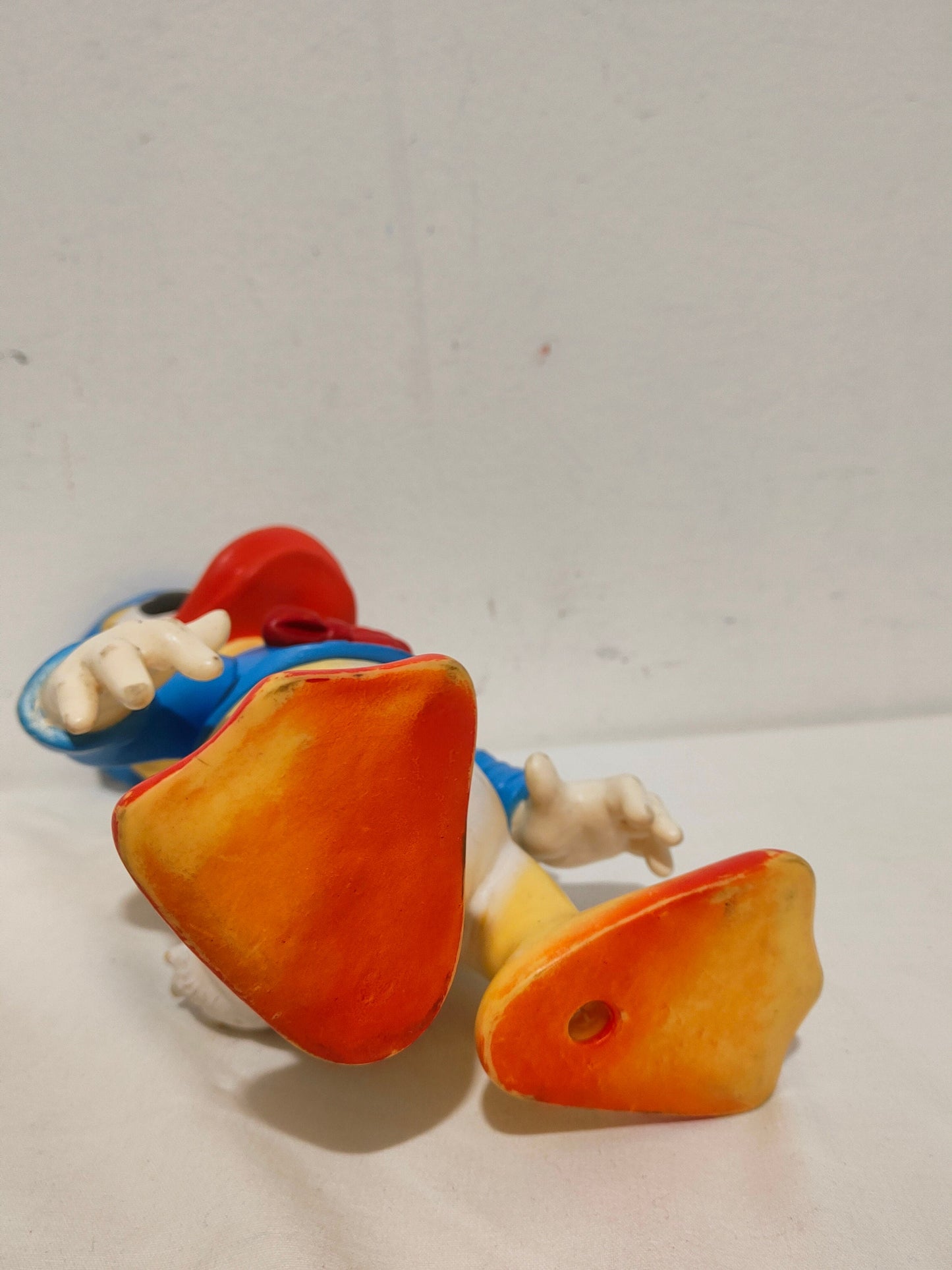 Paperino Vintage Disney Rubber Squeek Toy Ledra plastica made in Italy (28x17x12 cm)