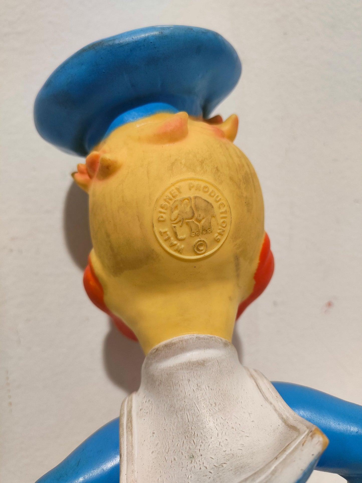 Paperino Vintage Disney Rubber Squeek Toy Ledra plastica made in Italy (28x17x12 cm)