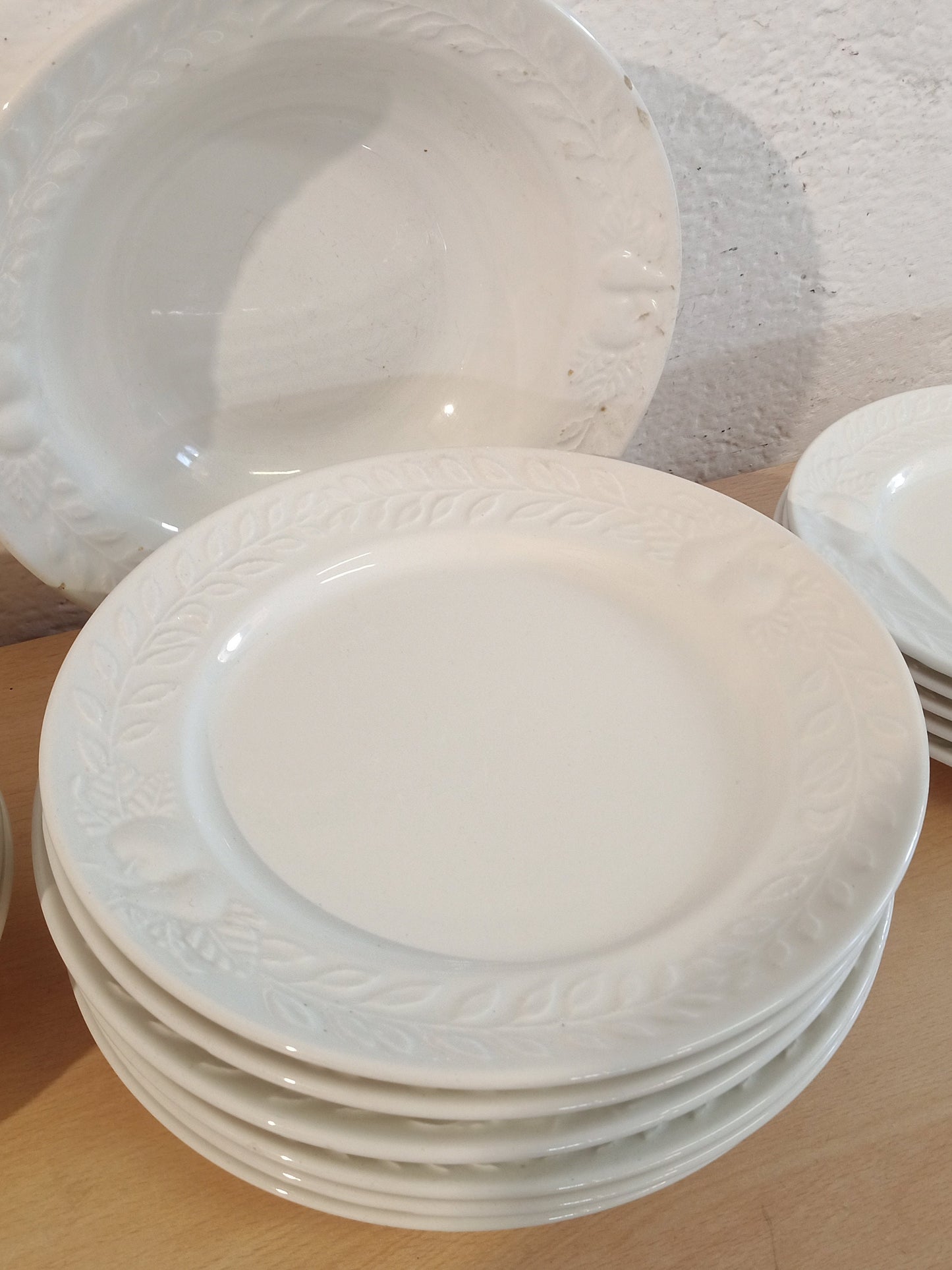Servizio Piatti Vintage Crate & Barrel - Made in Italy - Fascino senza Tempo
