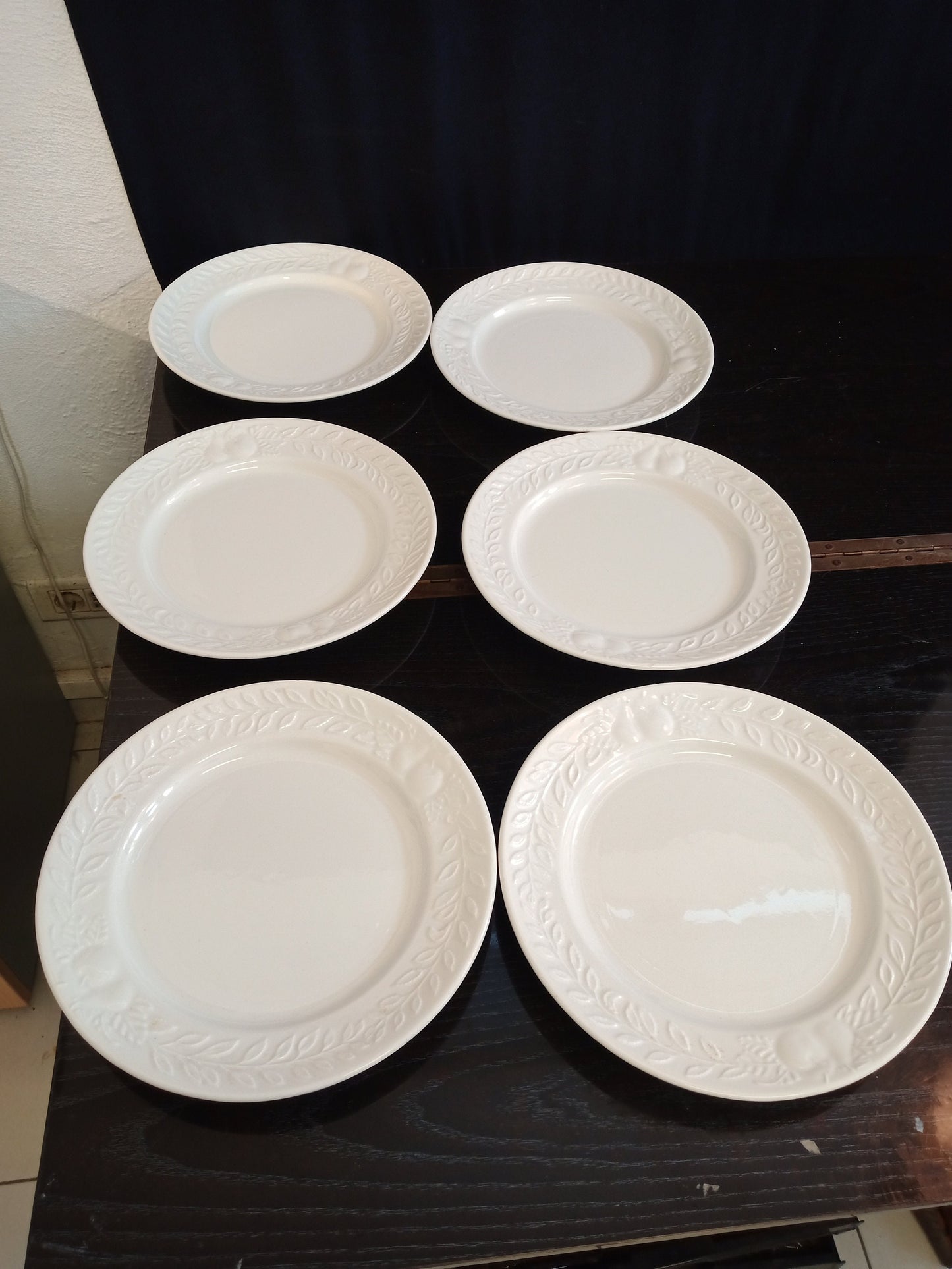 Servizio Piatti Vintage Crate & Barrel - Made in Italy - Fascino senza Tempo
