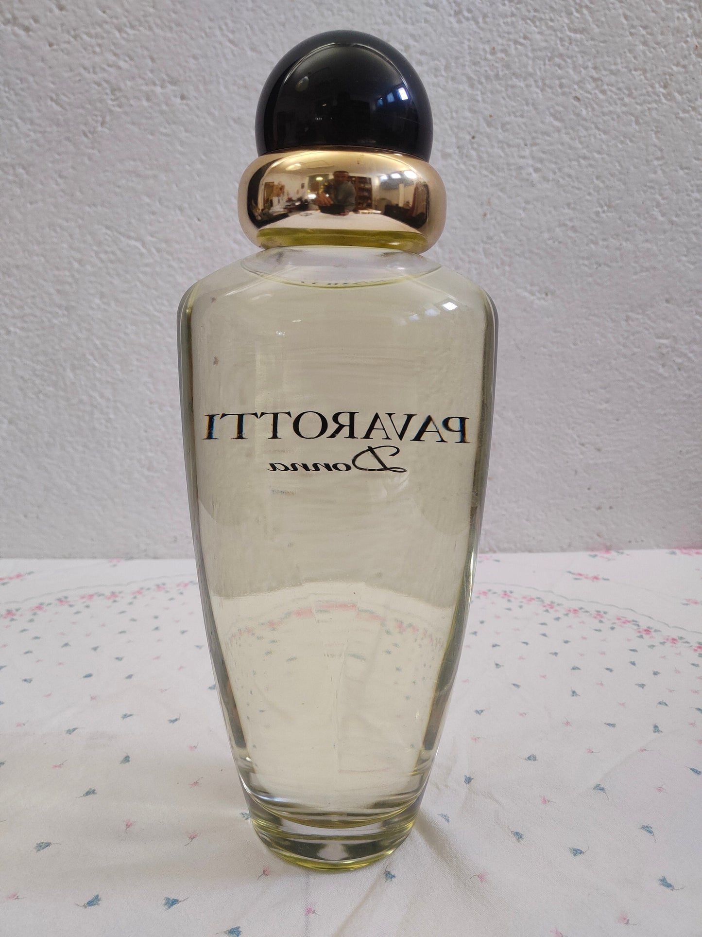 Profumo vintage Pavarotti da donna - Un'essenza senza tempo per donne eleganti