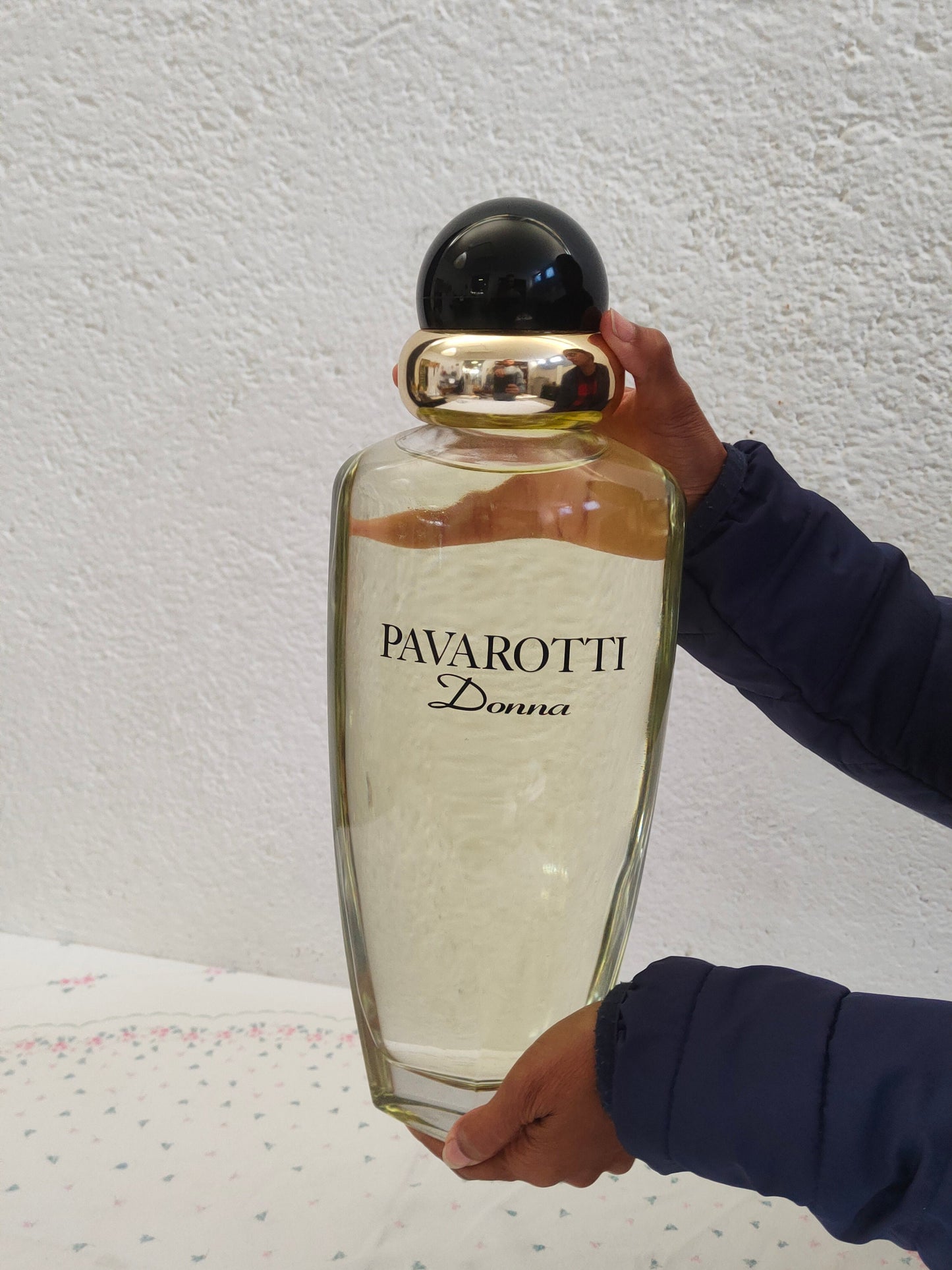 Profumo vintage Pavarotti da donna - Un'essenza senza tempo per donne eleganti