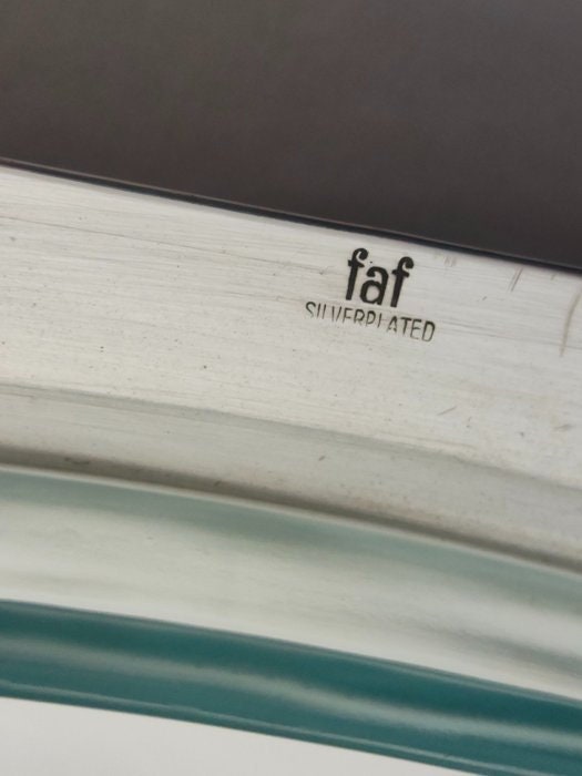 Vassoio da Portata Placcato Argento FAF e Pirofila Pyrex: Un'Eleganza senza Tempo per la Tua Tavola