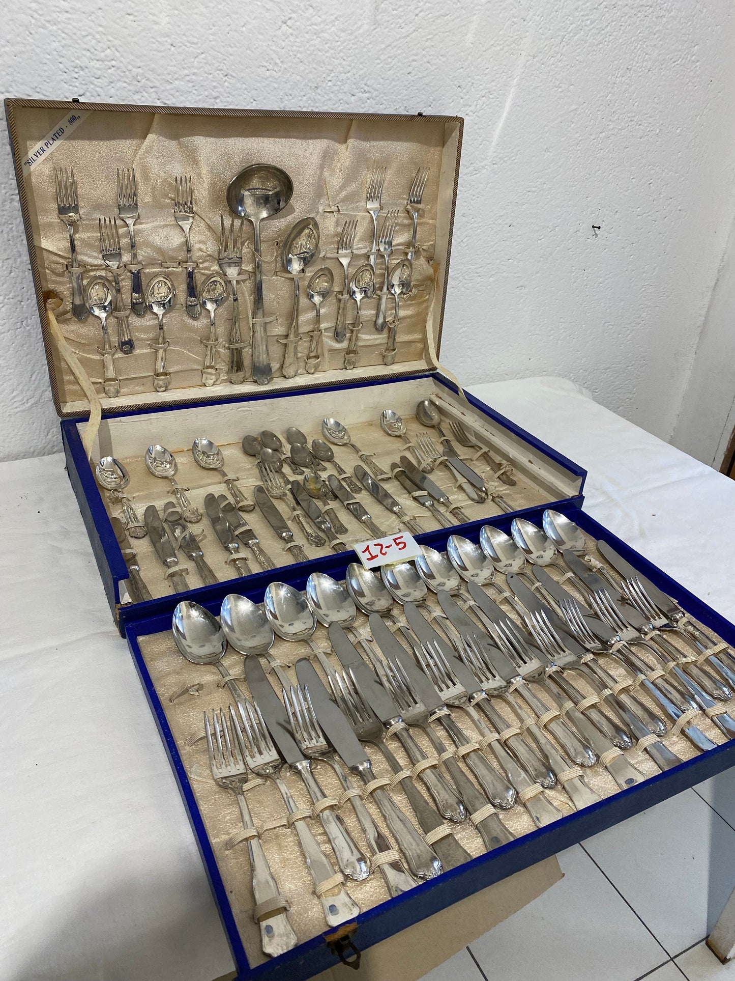 Eleganti Posate per Nozze: Un Regalo di Classe per una Tavola Inimitabile (2 Servizi in Unica Scatola)