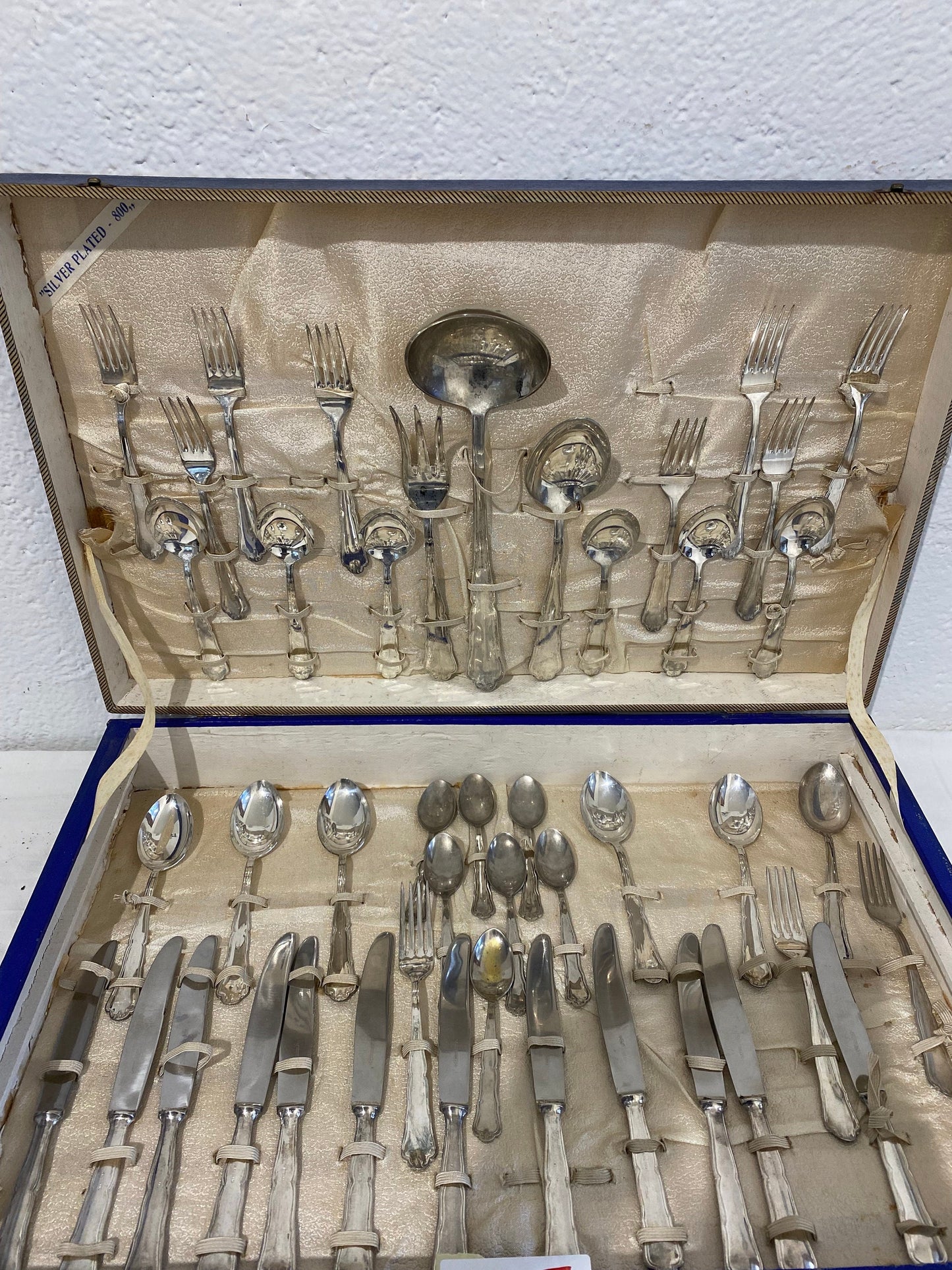 Eleganti Posate per Nozze: Un Regalo di Classe per una Tavola Inimitabile (2 Servizi in Unica Scatola)