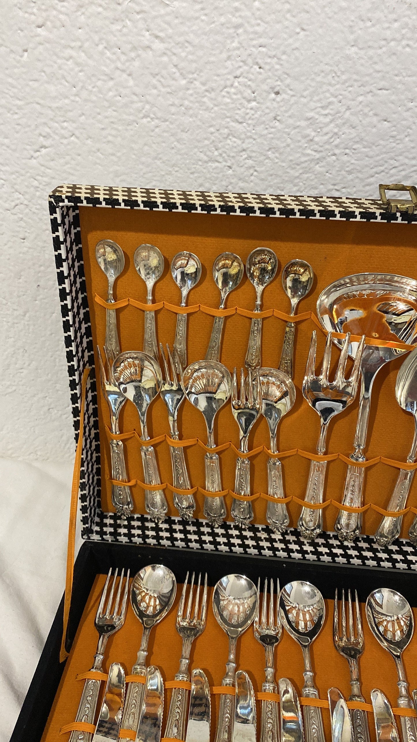 Servizio Posate in Argento placcato: Tradizione e Lusso per la Tua Tavola-eventi speciali-festa-anniversario