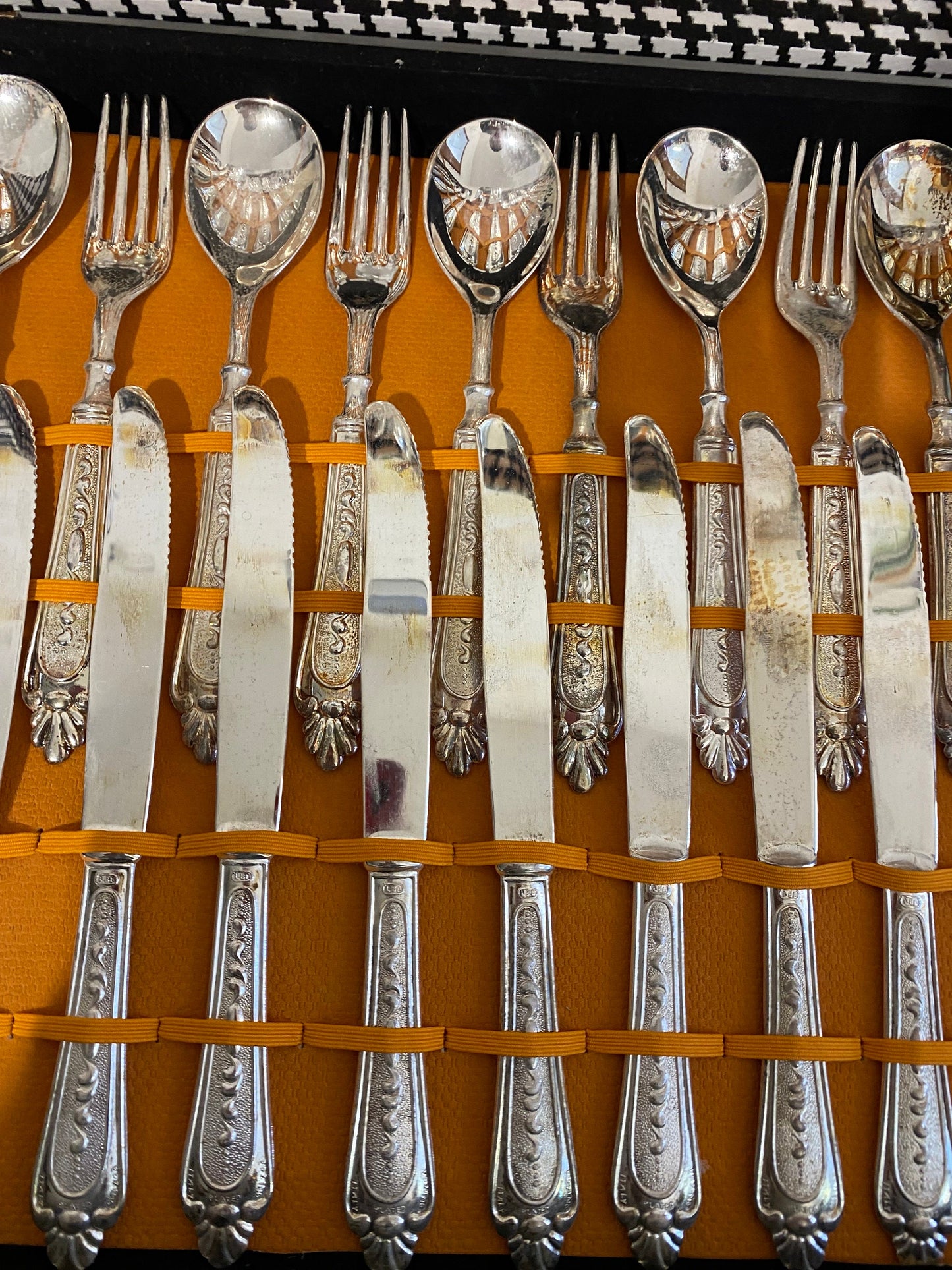 Servizio Posate in Argento placcato: Tradizione e Lusso per la Tua Tavola-eventi speciali-festa-anniversario