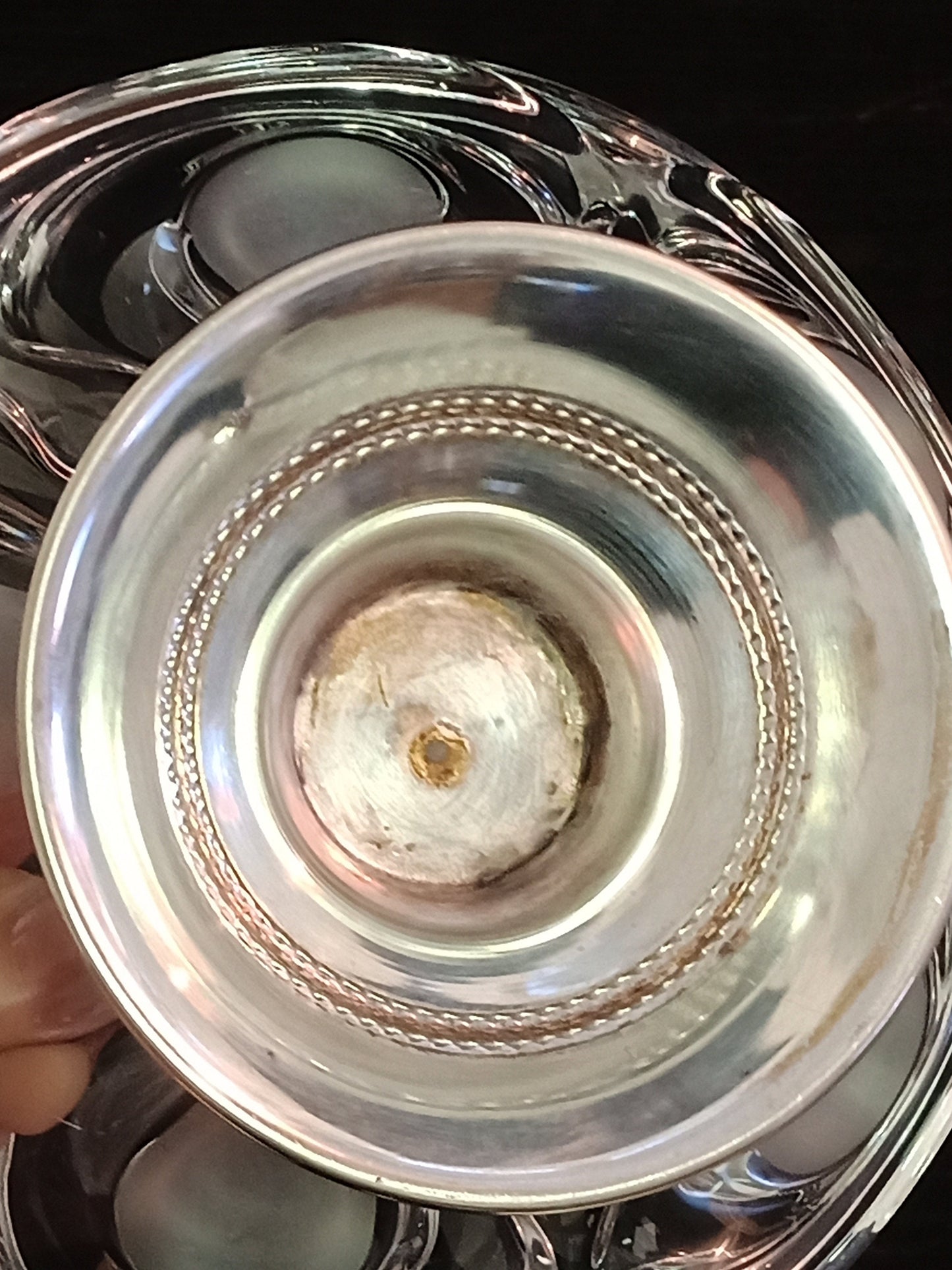 Porta bonbon in cristallo con base in Argento 800: un tocco di eleganza per la tua tavola