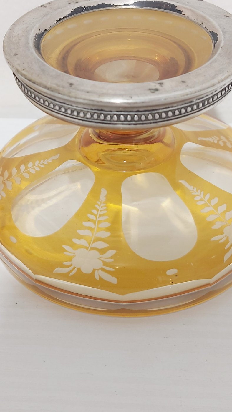 Portagioie in Cristallo Inciso e Argento 800 - Eleganza senza tempo per i tuoi gioielli