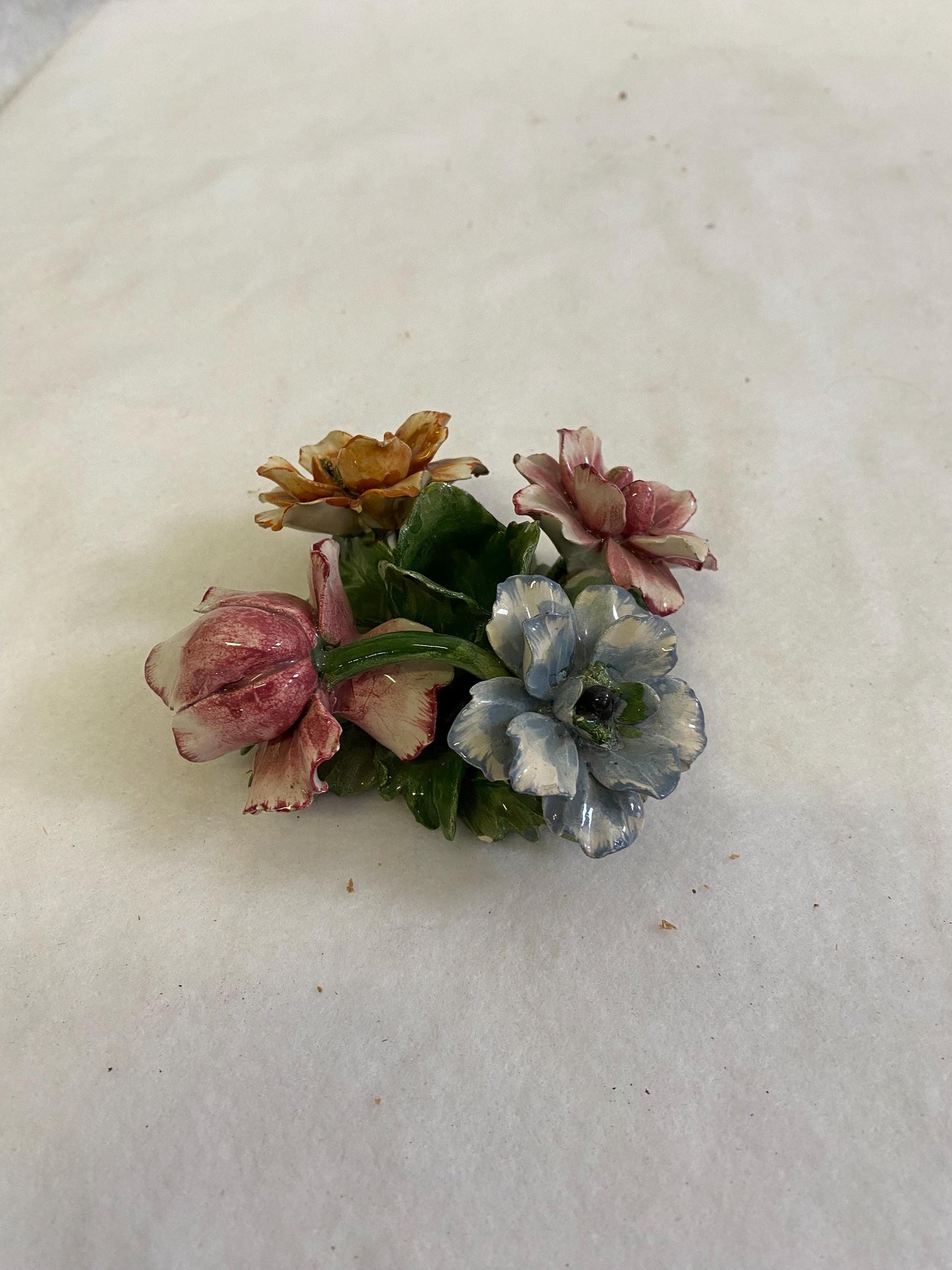 Portacandele in Ceramica Dipinta a Mano - Un Tocco di Colore e Tradizione per la Tua Casa