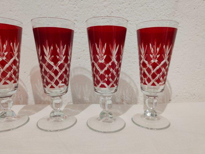 Set di bicchieri in cristallo inciso Cerve