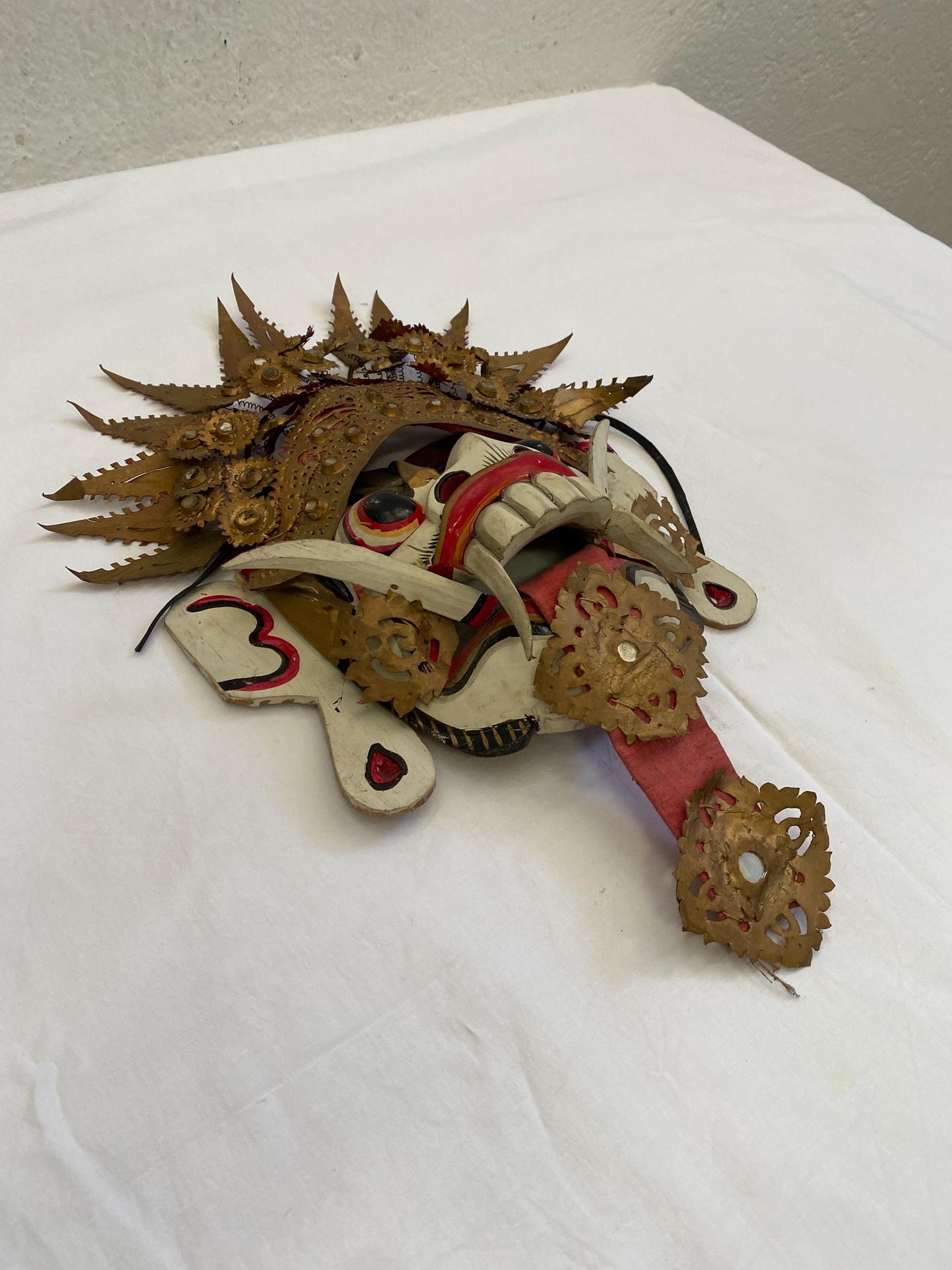 Maschera da Demone Tribale Balinese - Maschera da Diavolo Dipinta a Mano con corona - Rangda Strega Malvagia