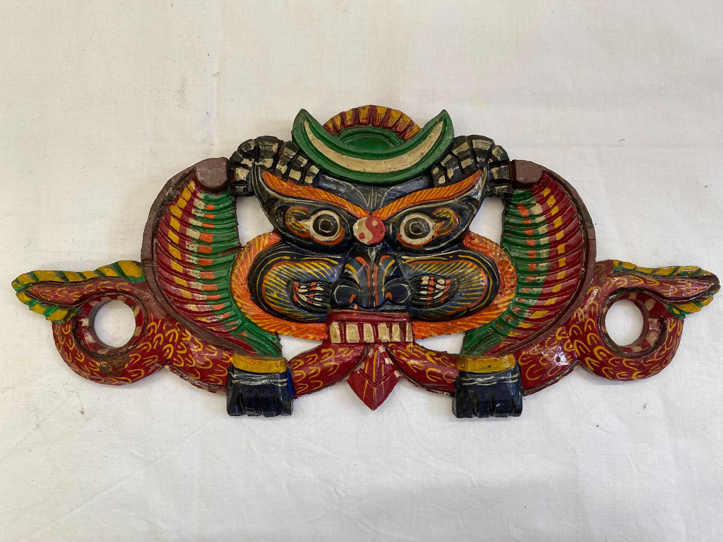 Maschera Tribale Tradizionale in Legno - Maschera del Diavolo dello Sri Lanka per Appendere a Parete - Colori Giallo e Rosso