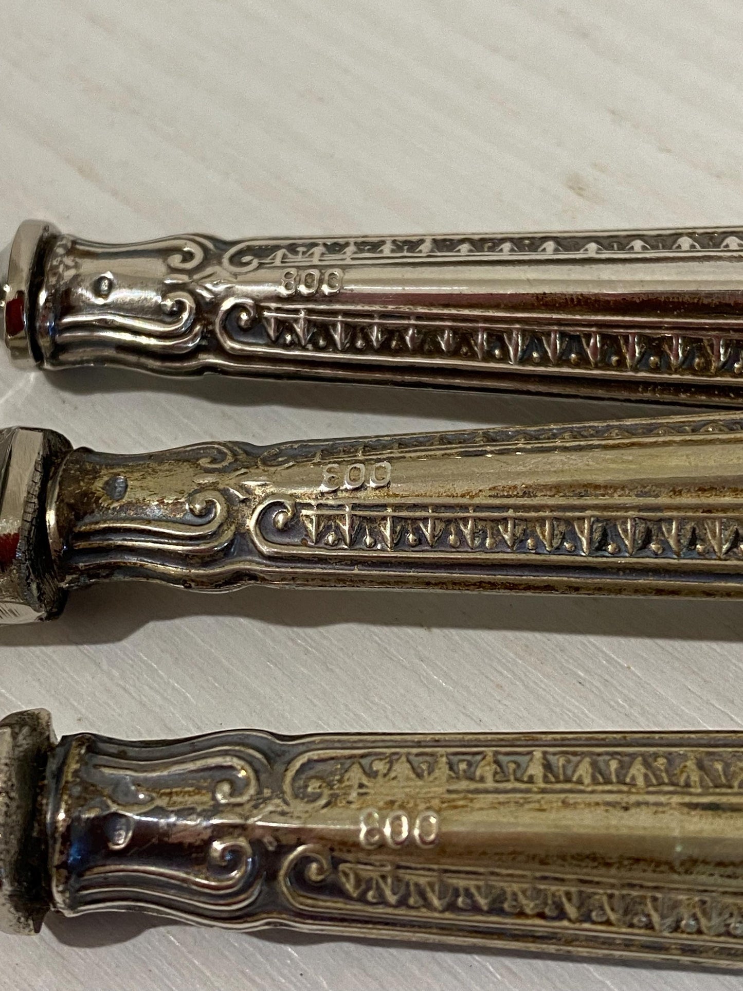 Servizio da Tavola Vintage per una Persona in Scatola Rivestita di Pelle Blu - Posate con Manici in Argento 800