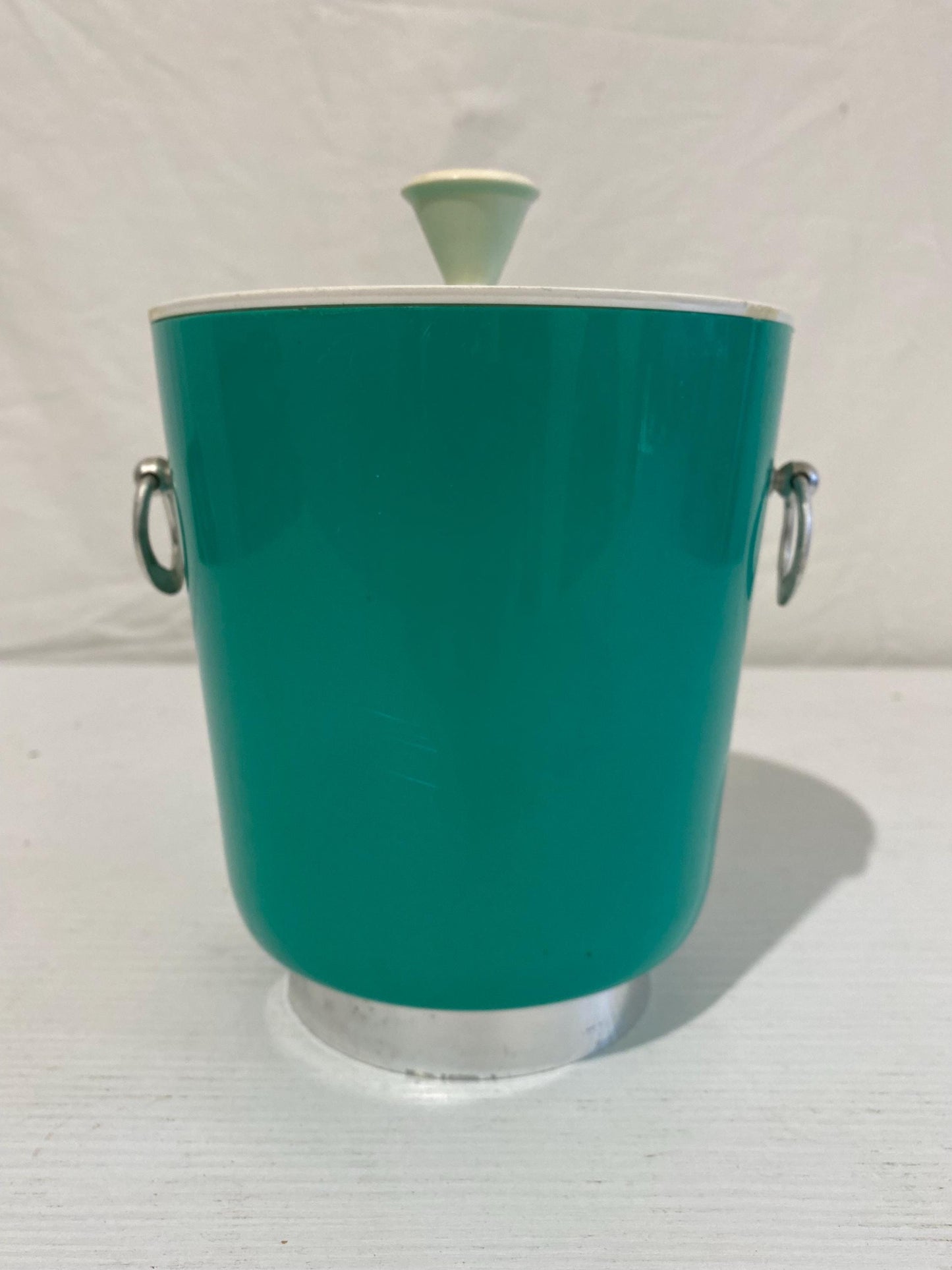Secchiello per Ghiaccio Mid-Century Italiano in Plastica Verde Smeraldo con Manici in Alluminio - Anni '60