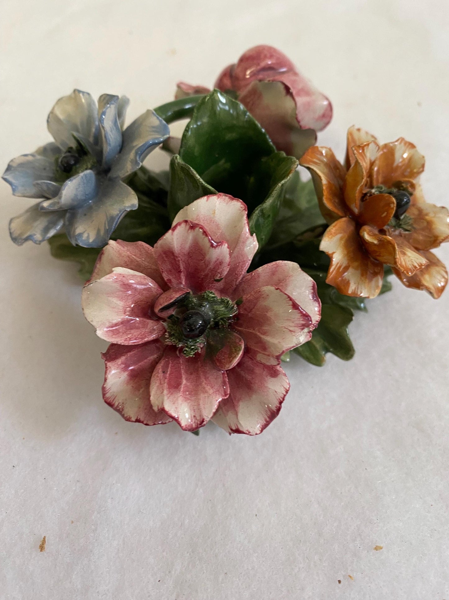 Portacandele in Ceramica Dipinta a Mano - Un Tocco di Colore e Tradizione per la Tua Casa