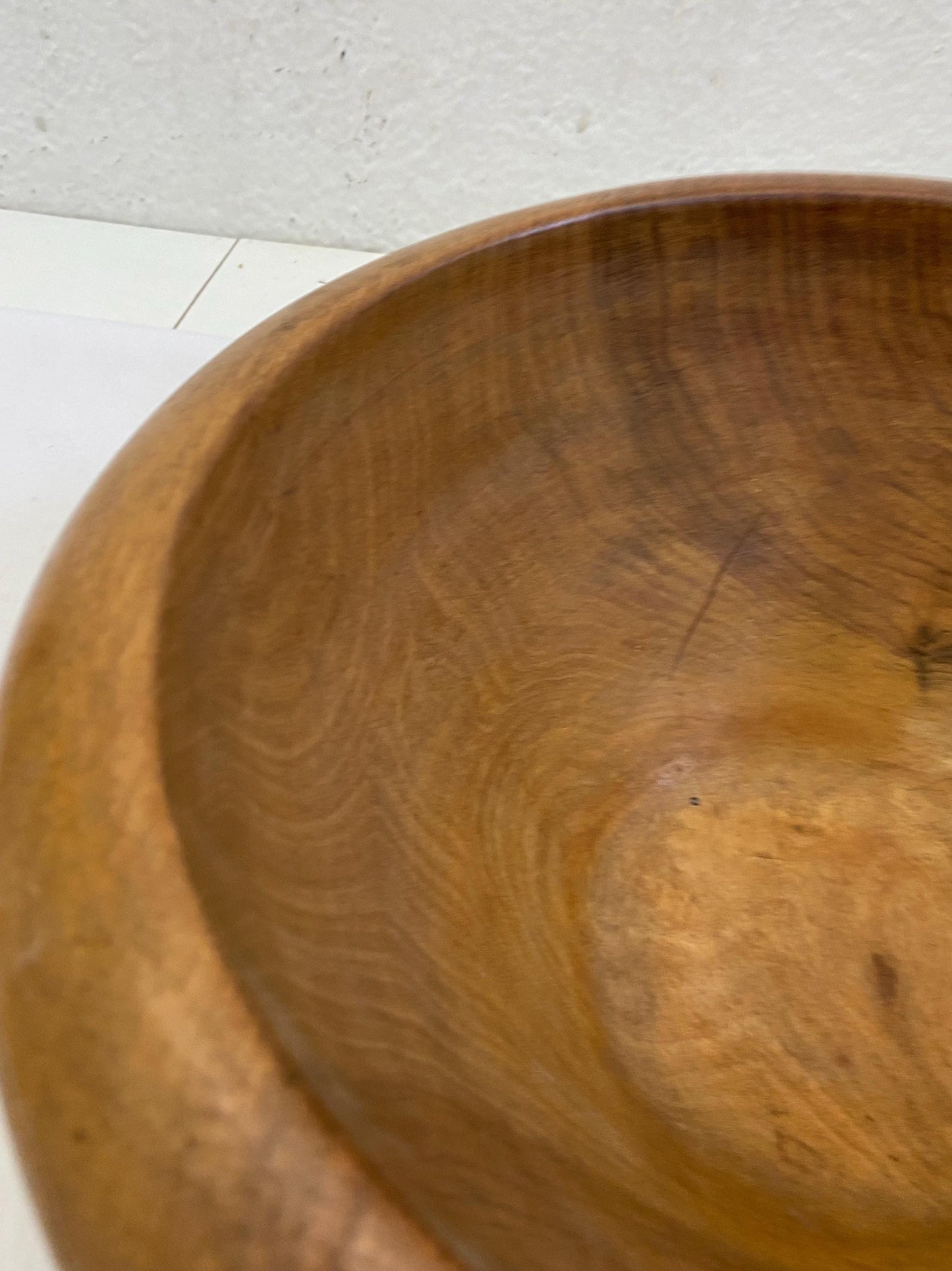 Grande Ciotola in Legno Artigianale - Ciotola Rustica per Decorazione e Cucina, Diametro 32cm, Altezza 15cm, Fatto a Mano